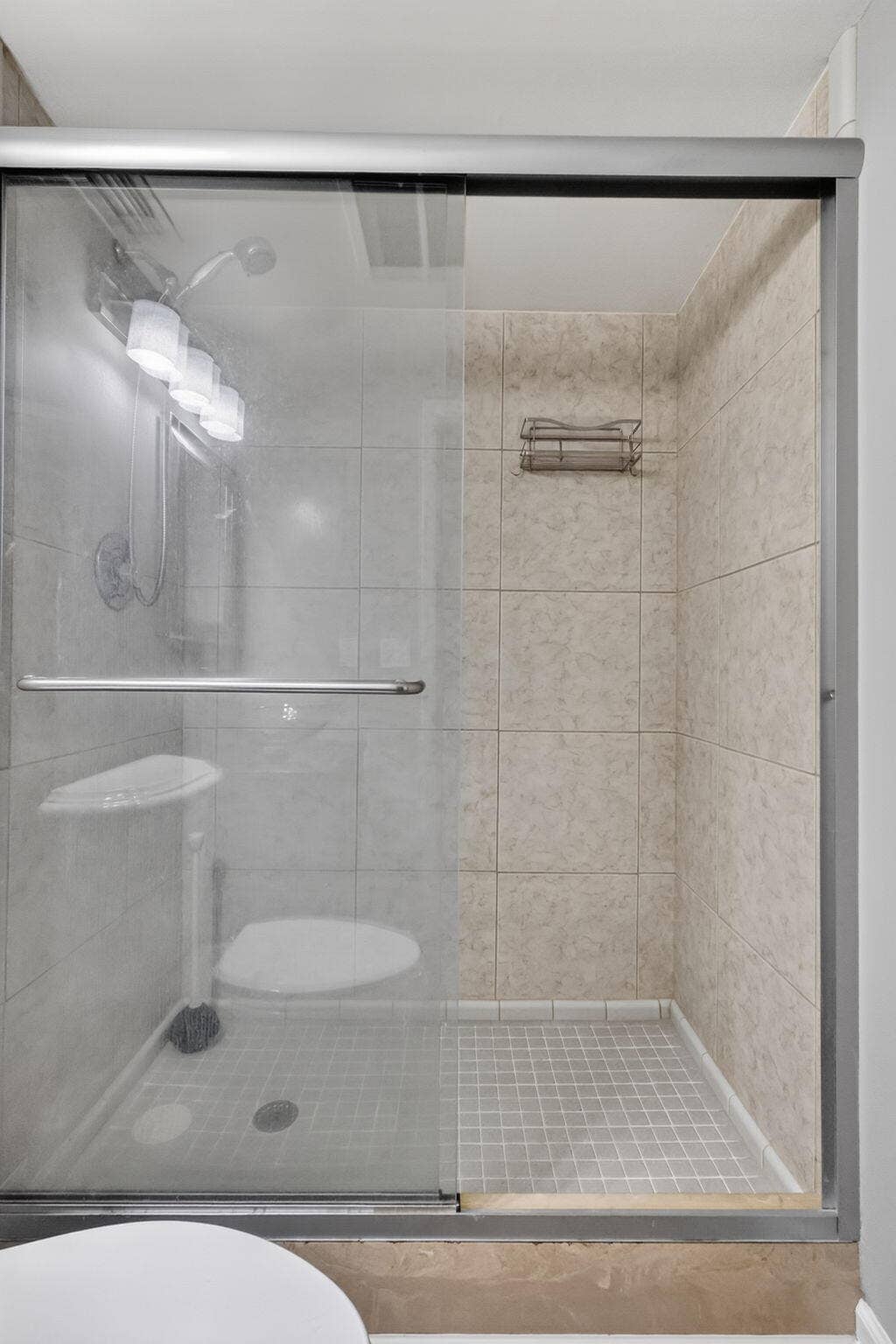 3659 VICTORIA Drive, West Palm Beach, FL 33406 22-web-or-mls-_14A4272