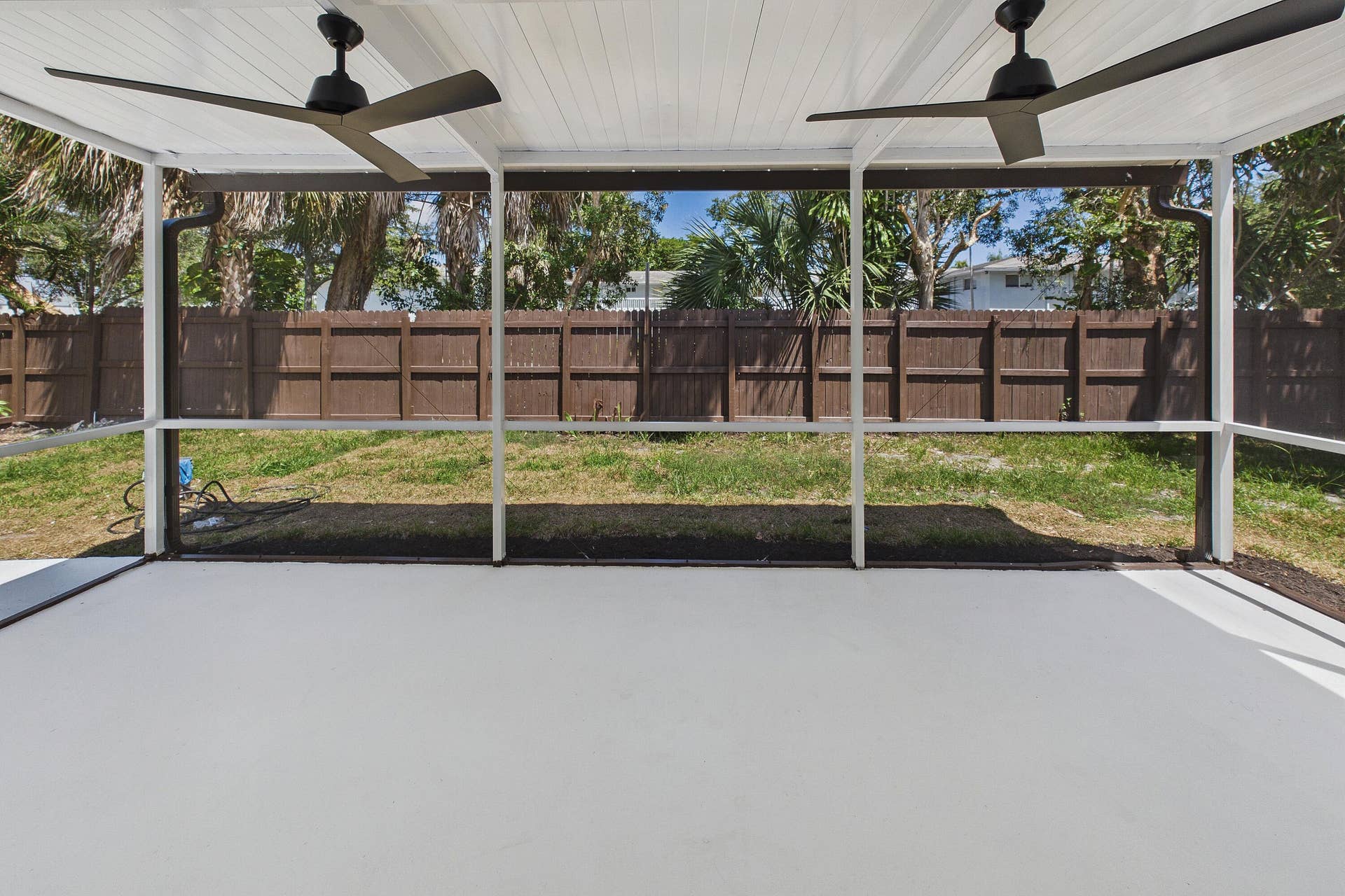 Patio, covered screened-in
