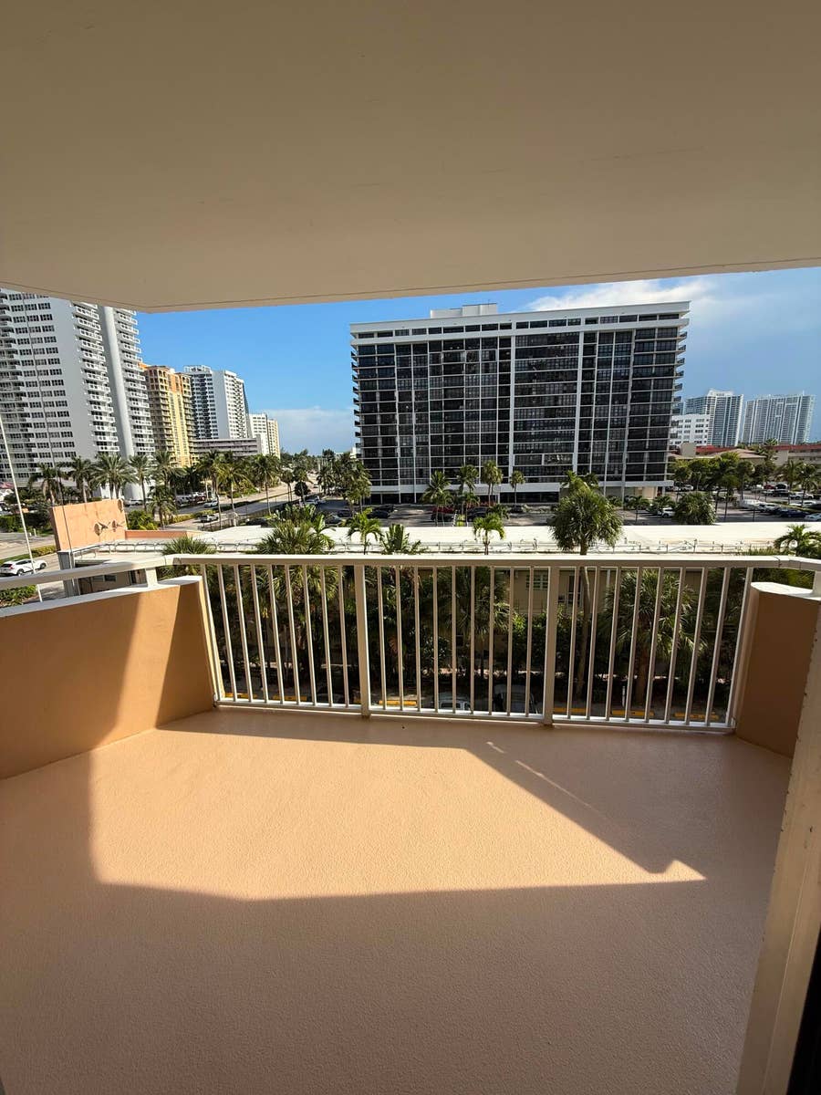 Property photo for 1985 S OCEAN Drive S, #3L, Hallandale Beach, FL
