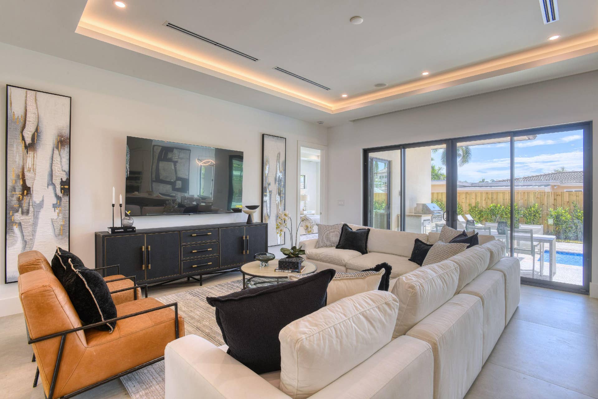 Tv area