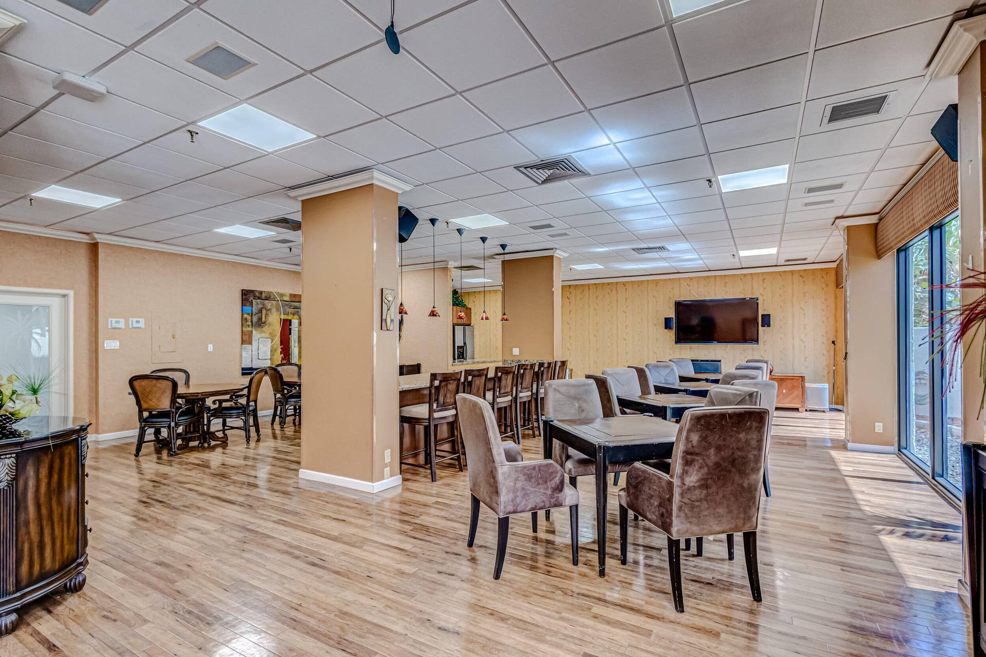 3400 N OCEAN Drive, #1505, Singer Island, FL 33404 CLUBHOUSE