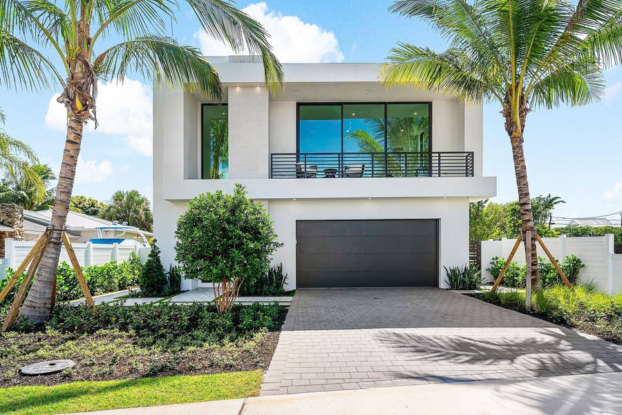 Property photo for 718 LAKE Avenue N, Delray Beach, FL