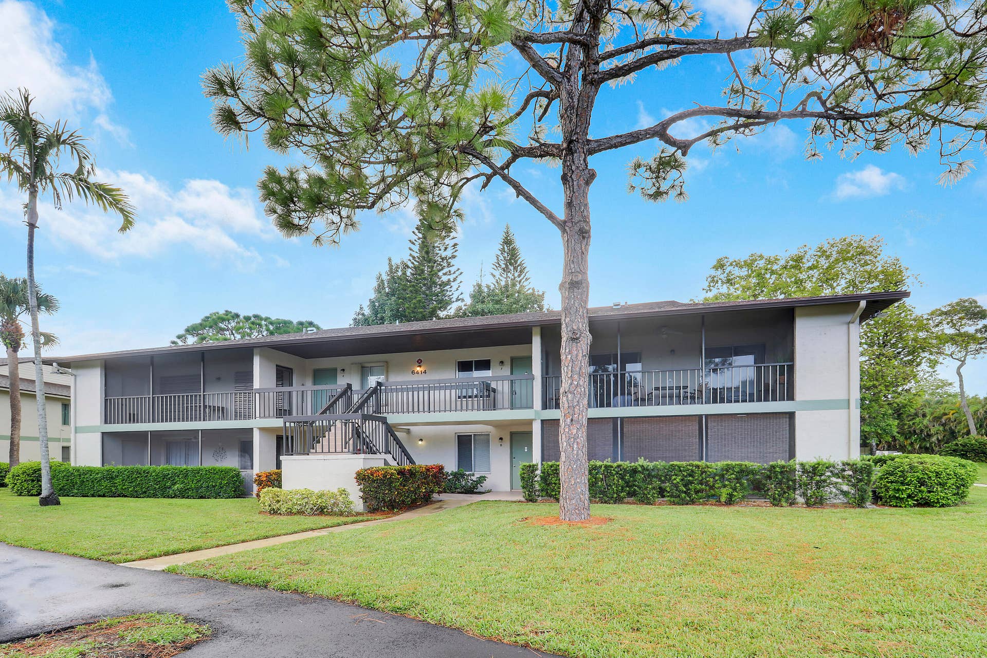 6414 CHASEWOOD Drive, #F, Jupiter, FL 33458 House3-27