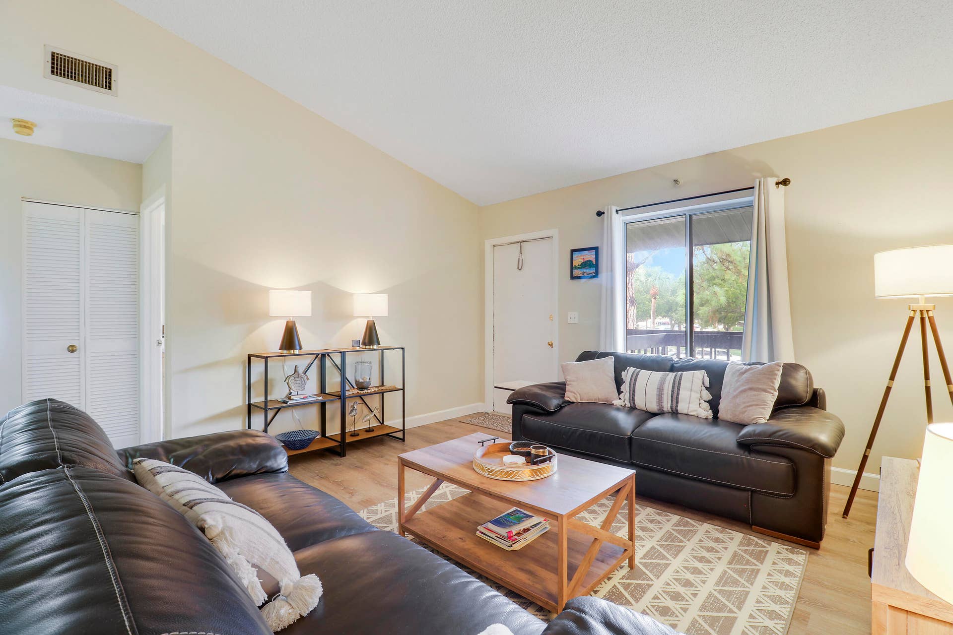 6414 CHASEWOOD Drive, #F, Jupiter, FL 33458 House3-13