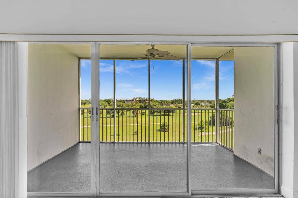 2950 N Palm Aire Drive, #607, Pompano Beach, FL 33069 Screened in patio overlooking the golf course