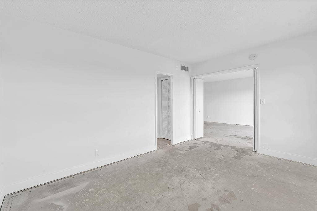 2950 N Palm Aire Drive, #607, Pompano Beach, FL 33069 Primary Bedroom
