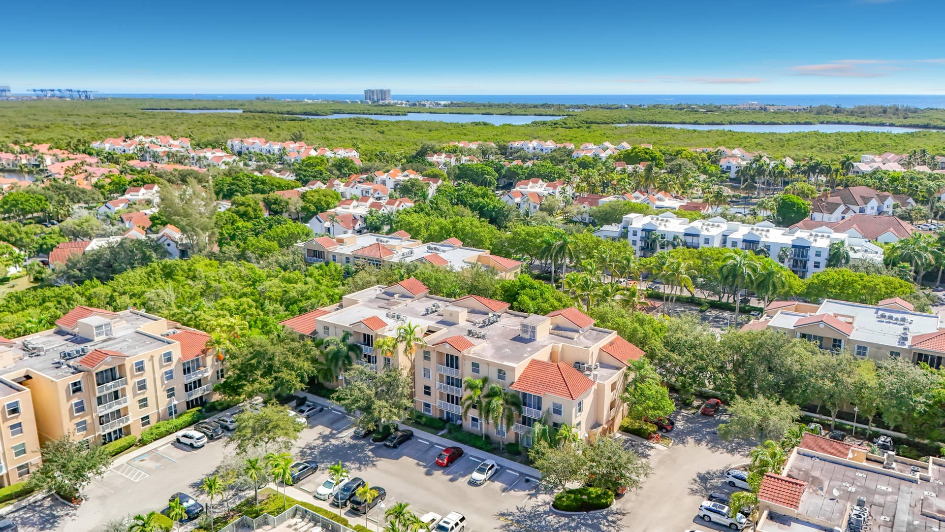 519 E Sheridan Street, #4042, Dania Beach, FL 33004 519 E Sheridan Street #404-5