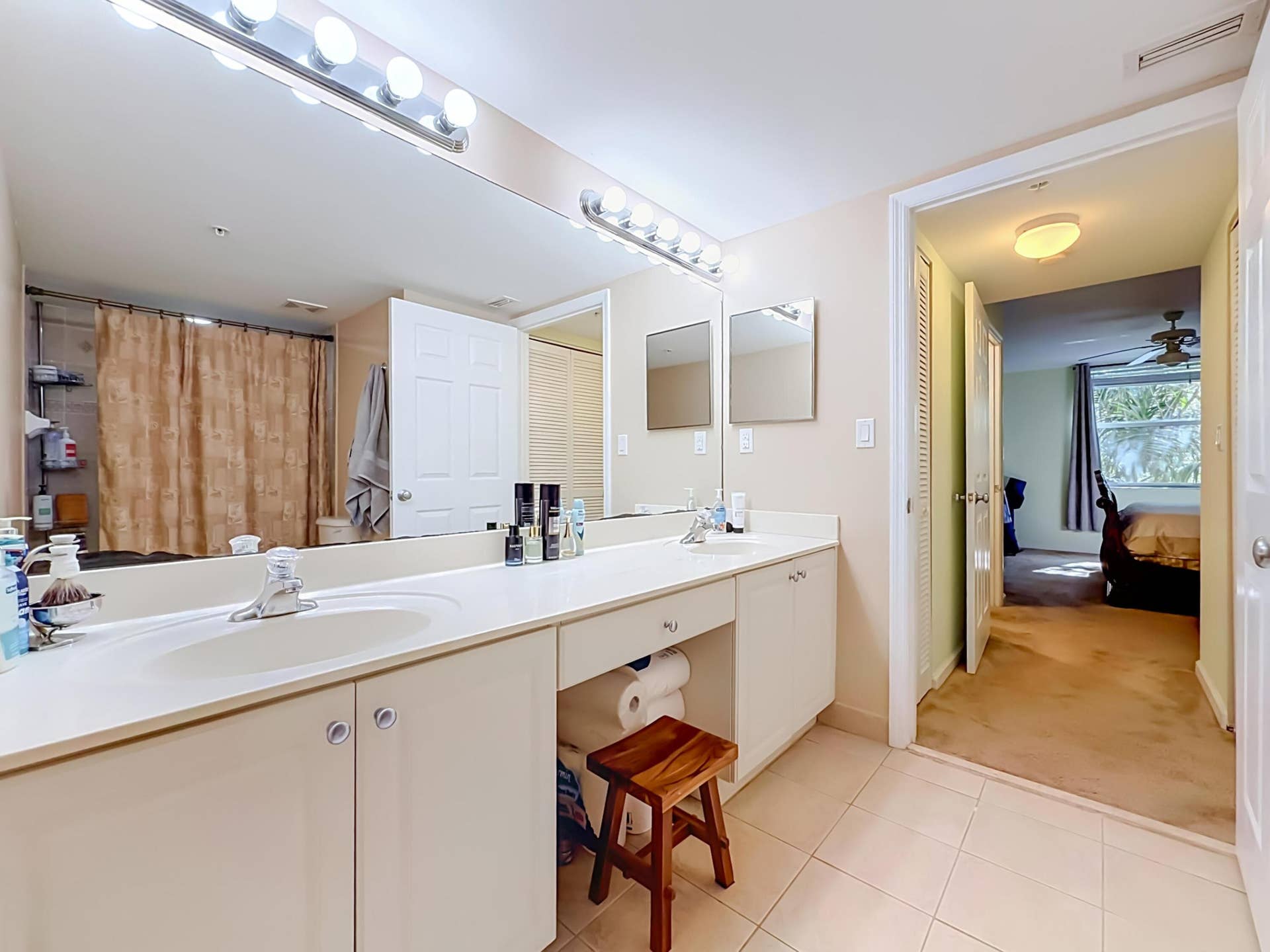 519 E Sheridan Street, #4042, Dania Beach, FL 33004 519 E Sheridan Street #404-71