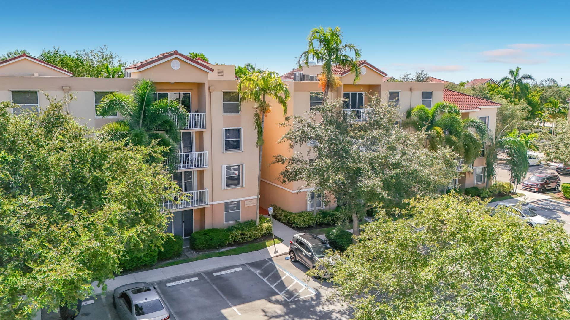 519 E Sheridan Street, #4042, Dania Beach, FL 33004 519 E Sheridan Street #404-11