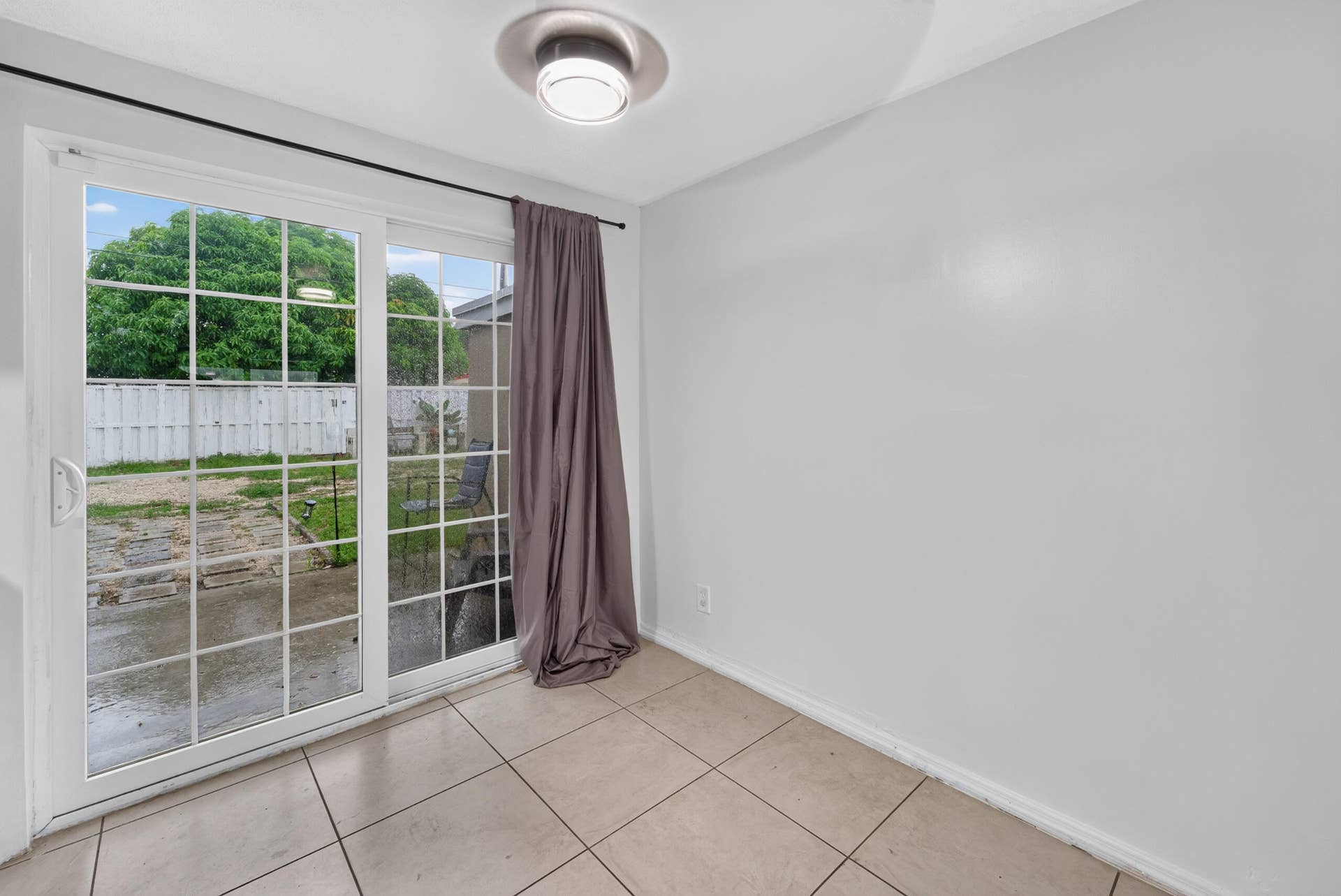 5900 Atlanta Street, Hollywood, FL 33021 DSC00472