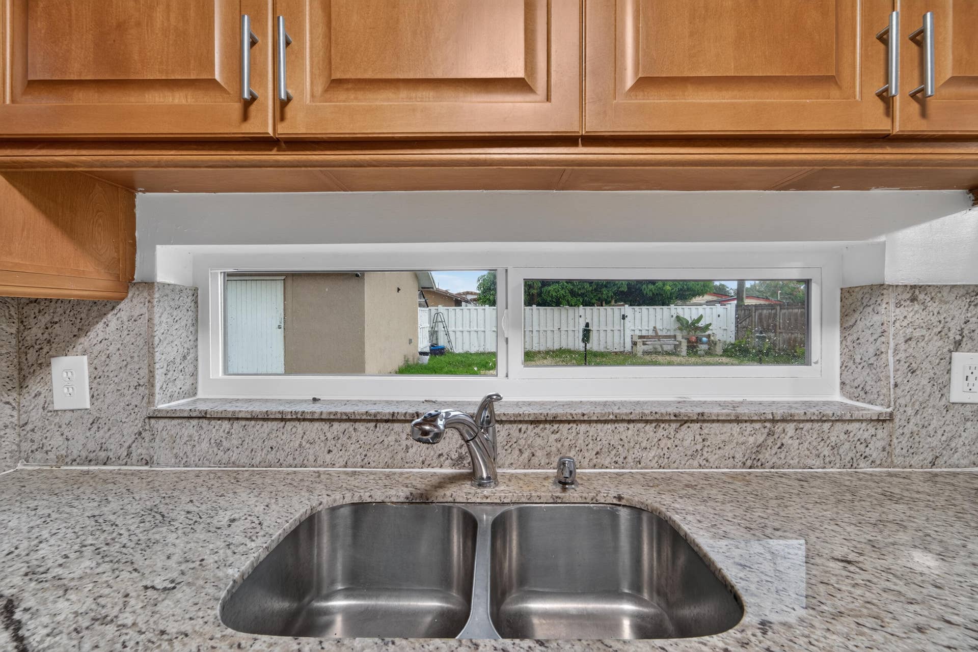 5900 Atlanta Street, Hollywood, FL 33021 DSC00485