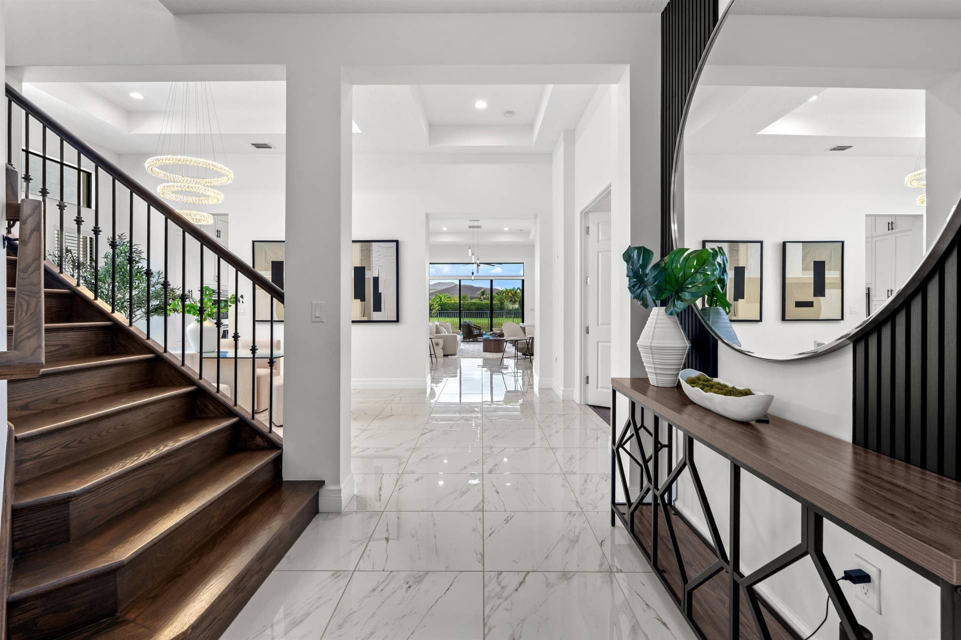 FOYER_STRAIGHT