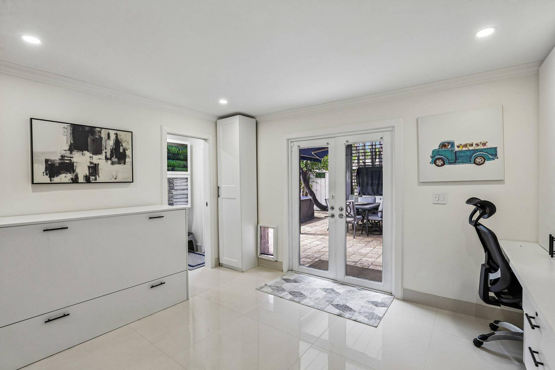 34-web-or-mls-NE 18th St-S0109-034