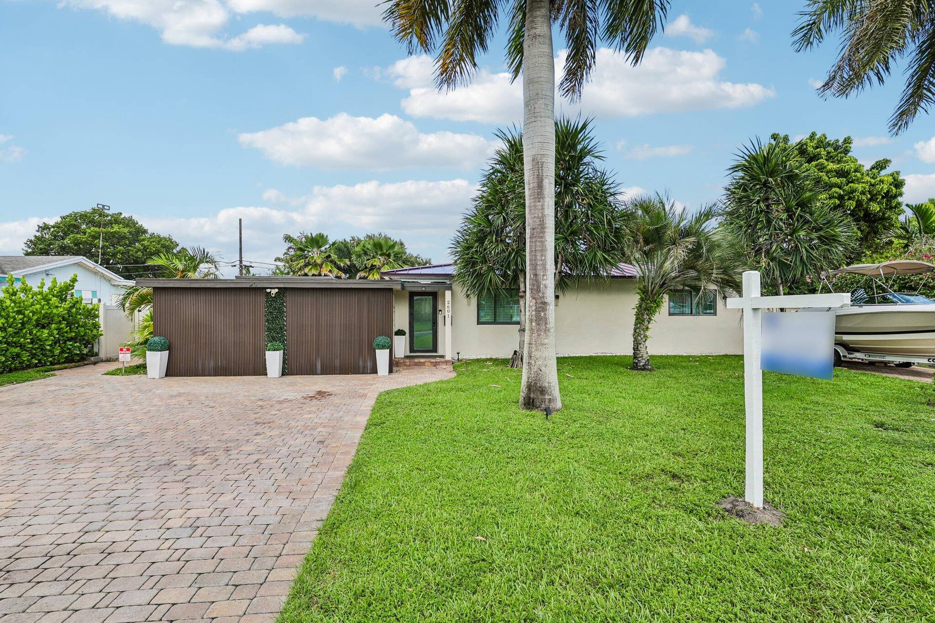 1-web-or-mls-NE 18th St-S0109-001