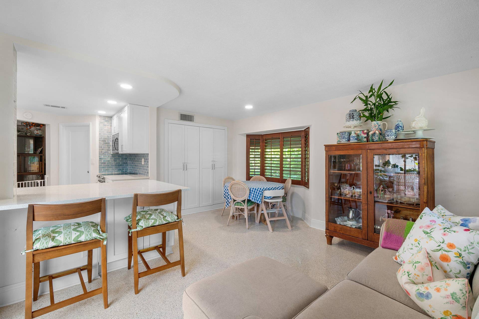 943 SW 5th Street, Boca Raton, FL 33486 Breakfast/Dining area