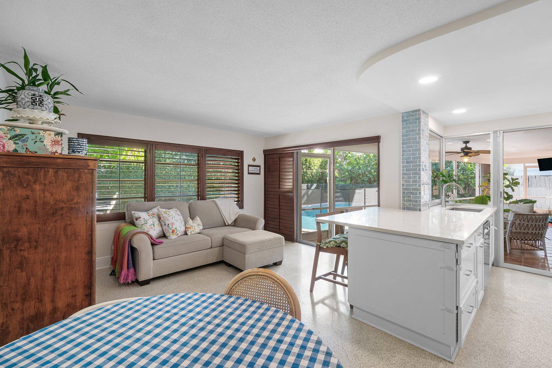 943 SW 5th Street, Boca Raton, FL 33486 005-943Southwest5thStreet-BocaRaton-FL-3