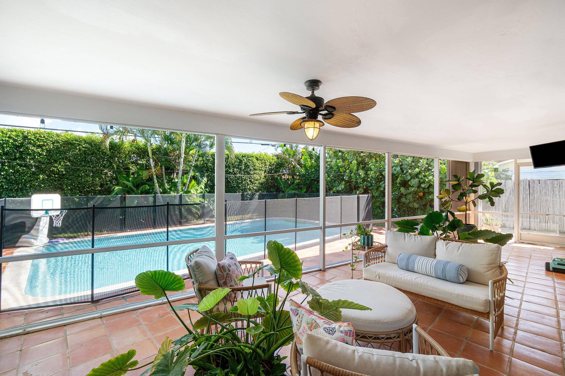 943 SW 5th Street, Boca Raton, FL 33486 035-943Southwest5thStreet-BocaRaton-FL-3