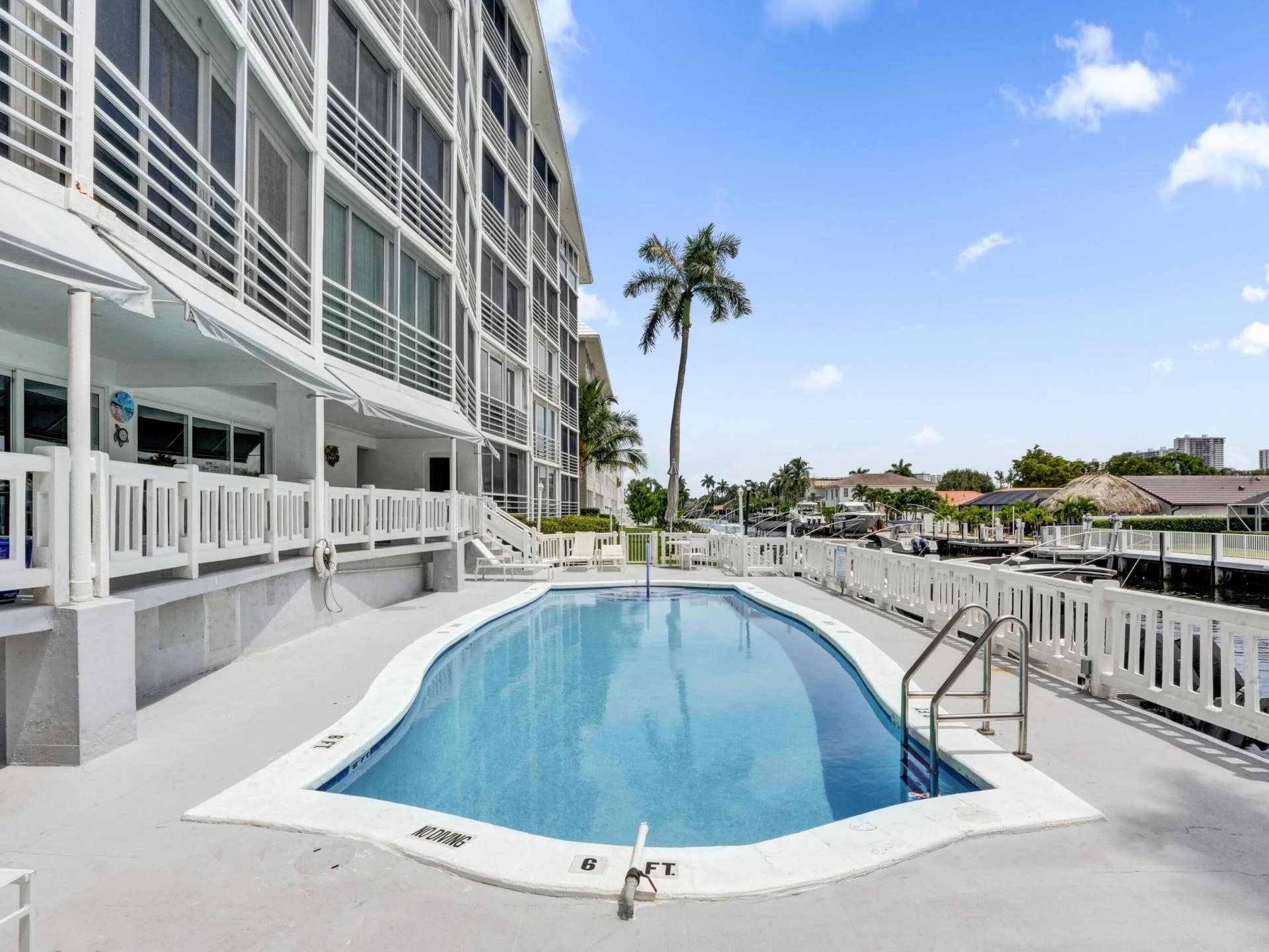 3050 NE 47th Court, #305, Fort Lauderdale, FL 33308 Pool