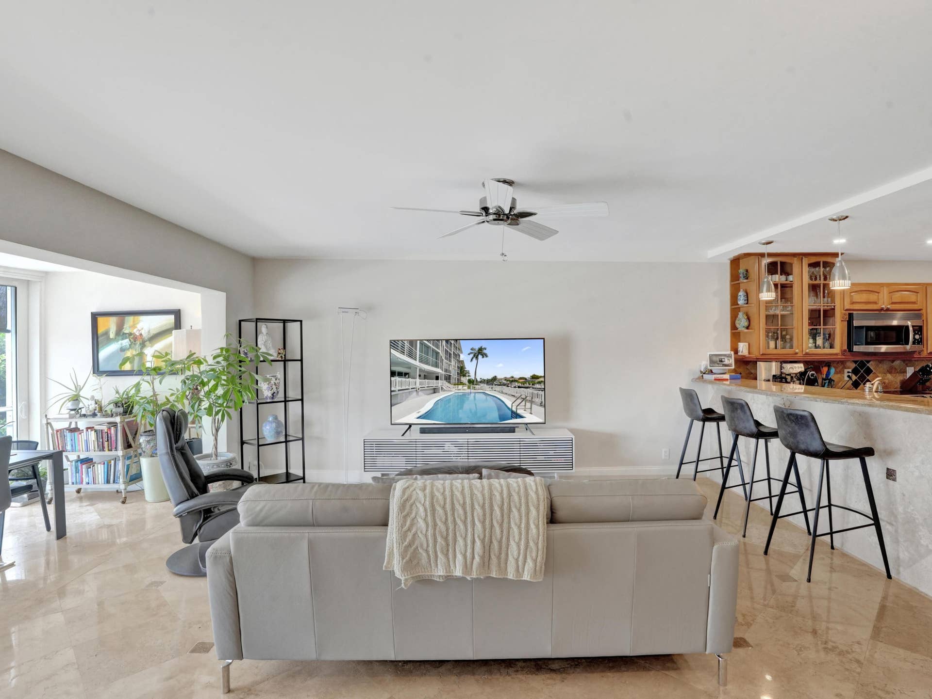 3050 NE 47th Court, #305, Fort Lauderdale, FL 33308 Living Room