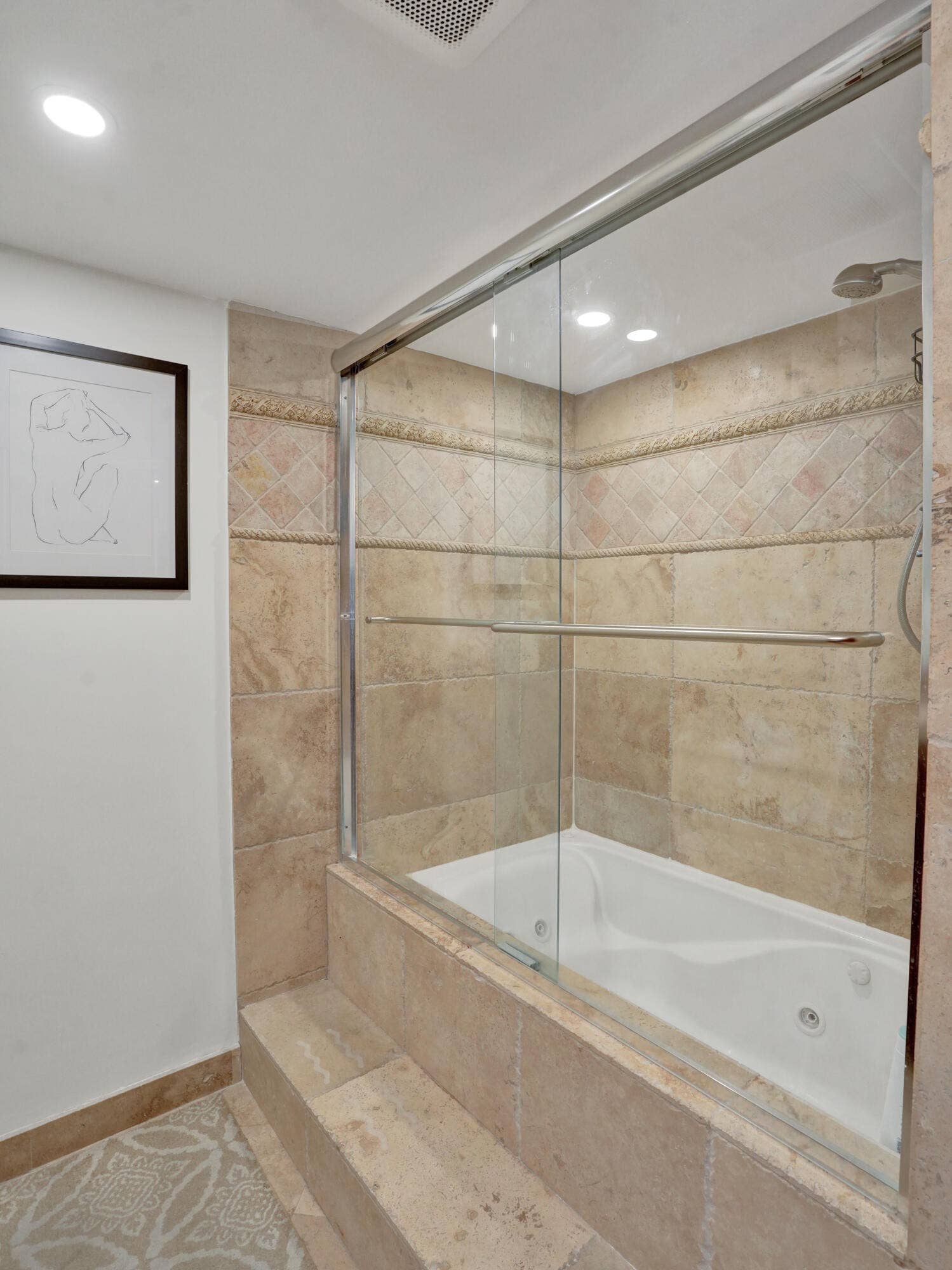 3050 NE 47th Court, #305, Fort Lauderdale, FL 33308 Bathroom