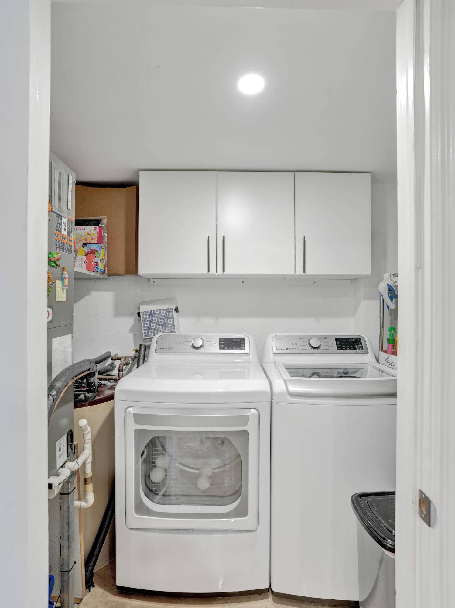 3050 NE 47th Court, #305, Fort Lauderdale, FL 33308 Laundry