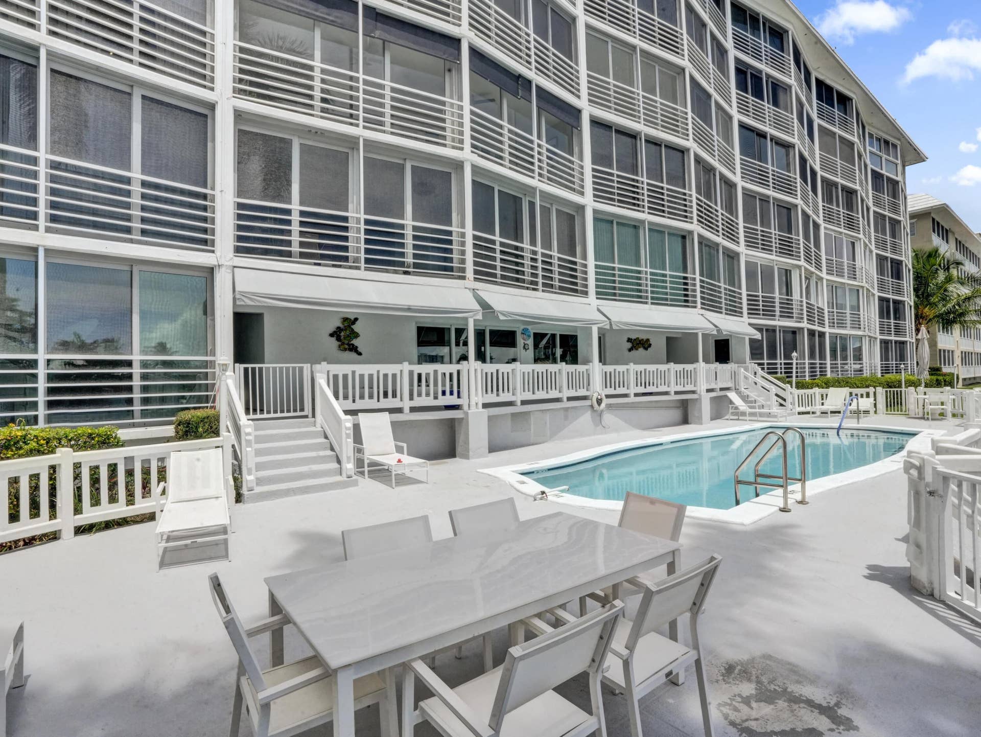 3050 NE 47th Court, #305, Fort Lauderdale, FL 33308 Pool
