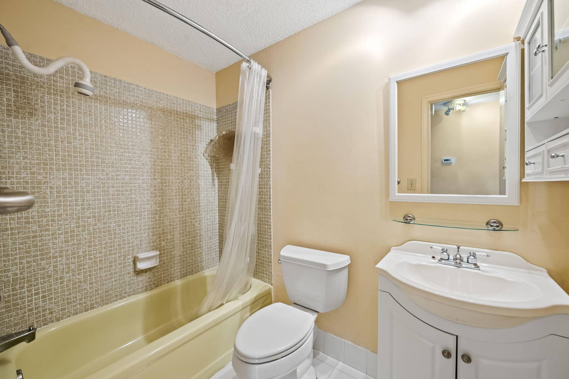 8711 NW 10TH Street, #D101, Plantation, FL 33322 12-web-or-mls-DSC_9129