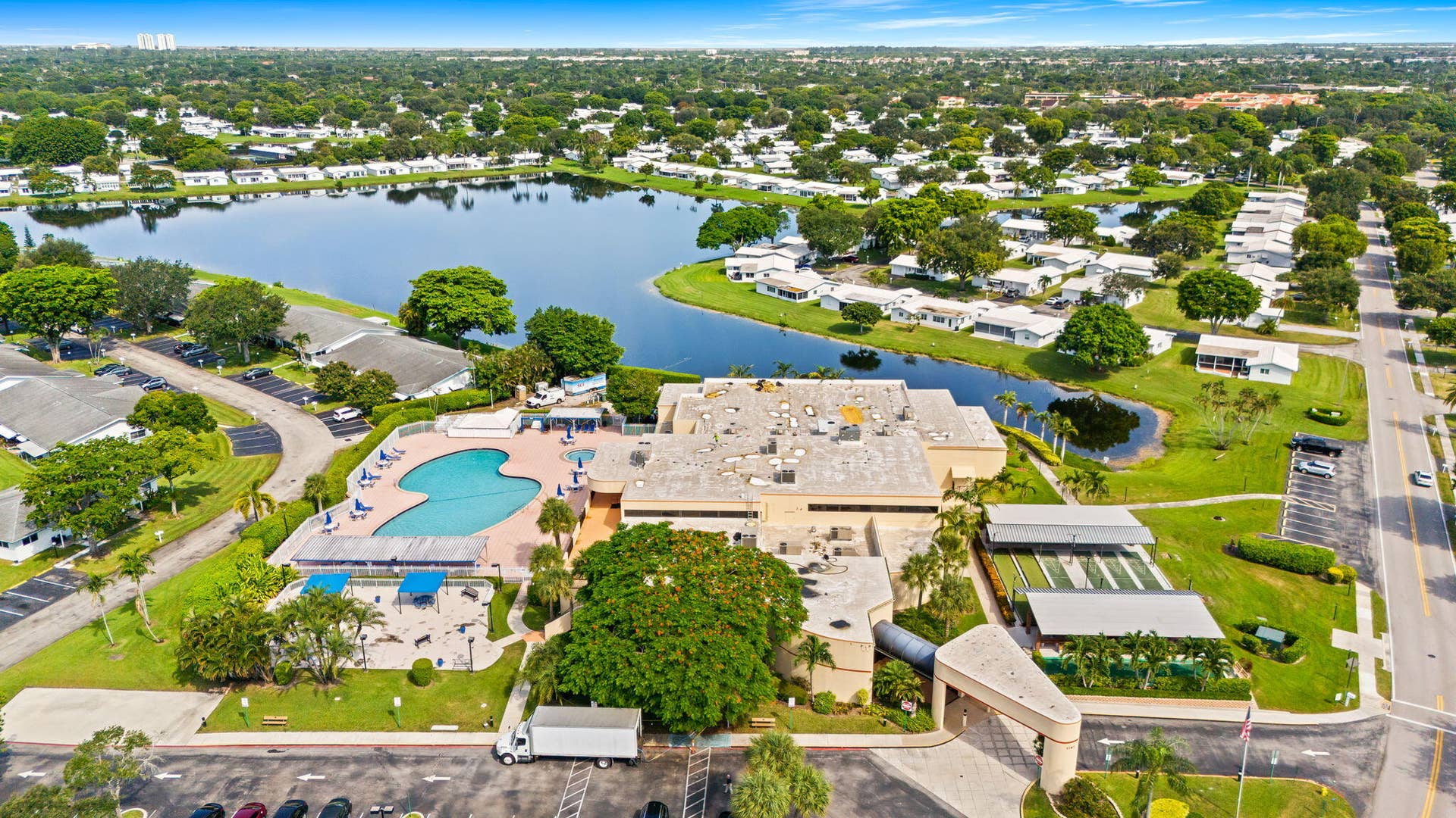 8711 NW 10TH Street, #D101, Plantation, FL 33322 21-web-or-mls-DJI_20260820104045_0463_D