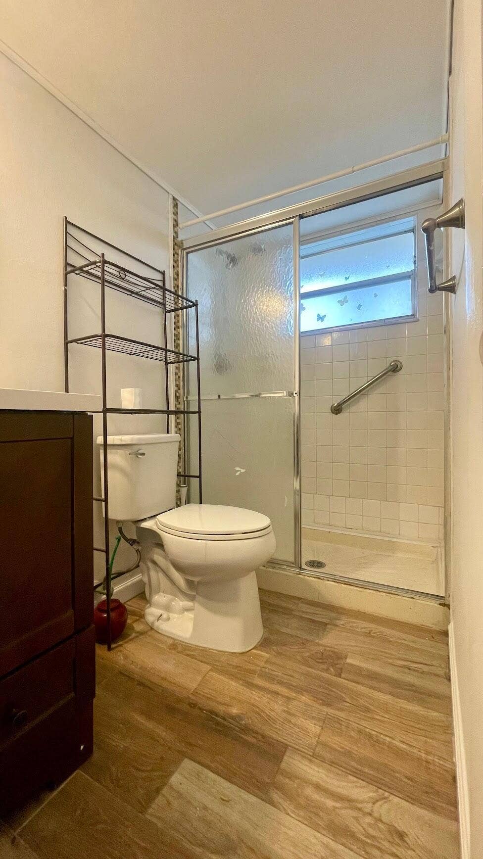 1801 NW 75TH Avenue, #211, Plantation, Plantation, FL 33313 1801- Guest Bathroom 4