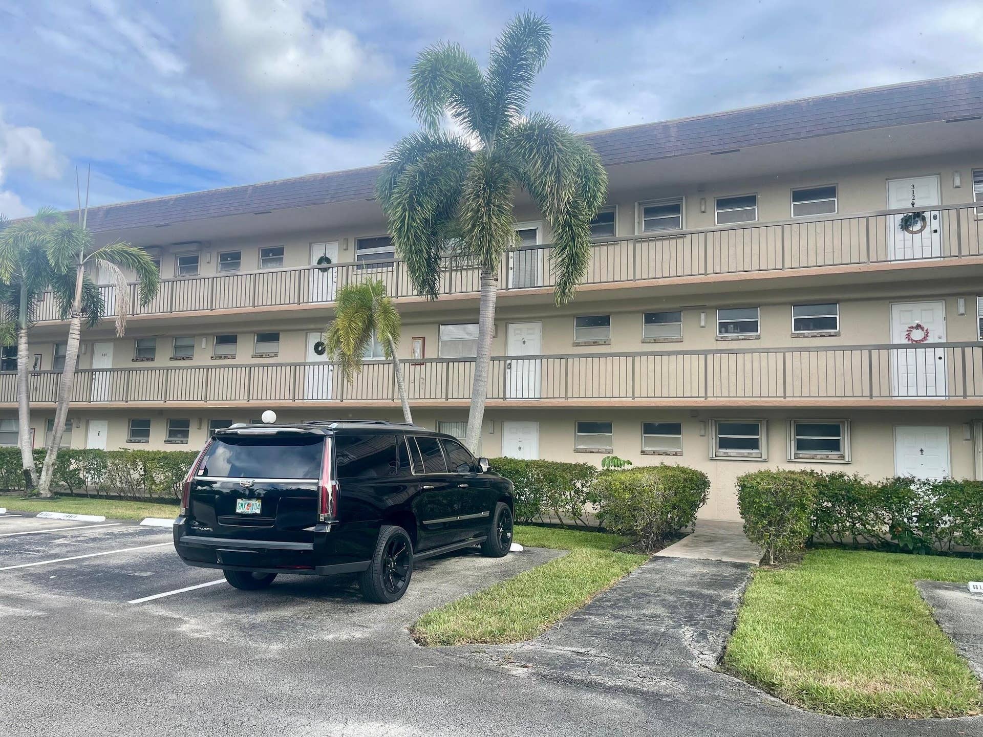 1801 NW 75TH Avenue, #211, Plantation, Plantation, FL 33313 1801- Building view