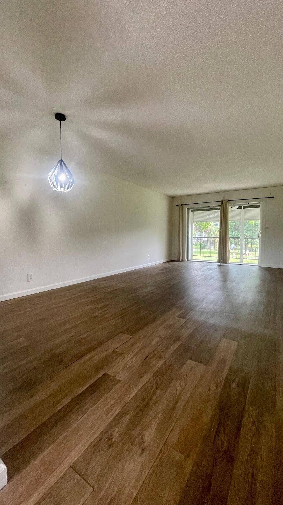 1801 NW 75TH Avenue, #211, Plantation, Plantation, FL 33313 1801- Living room- Dining