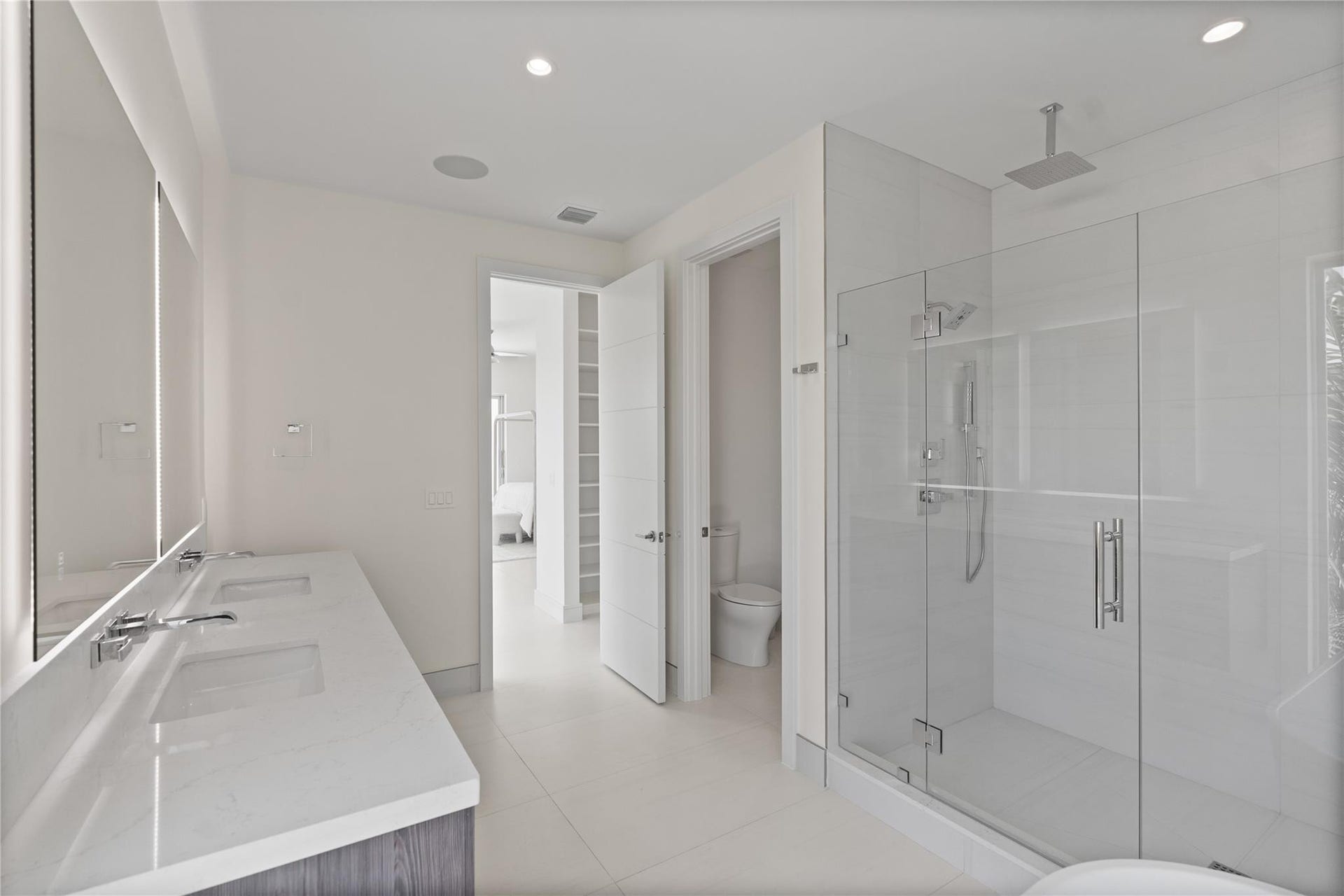 221 Shore Court, Lauderdale By The Sea, FL 33308 Primary Ensuite