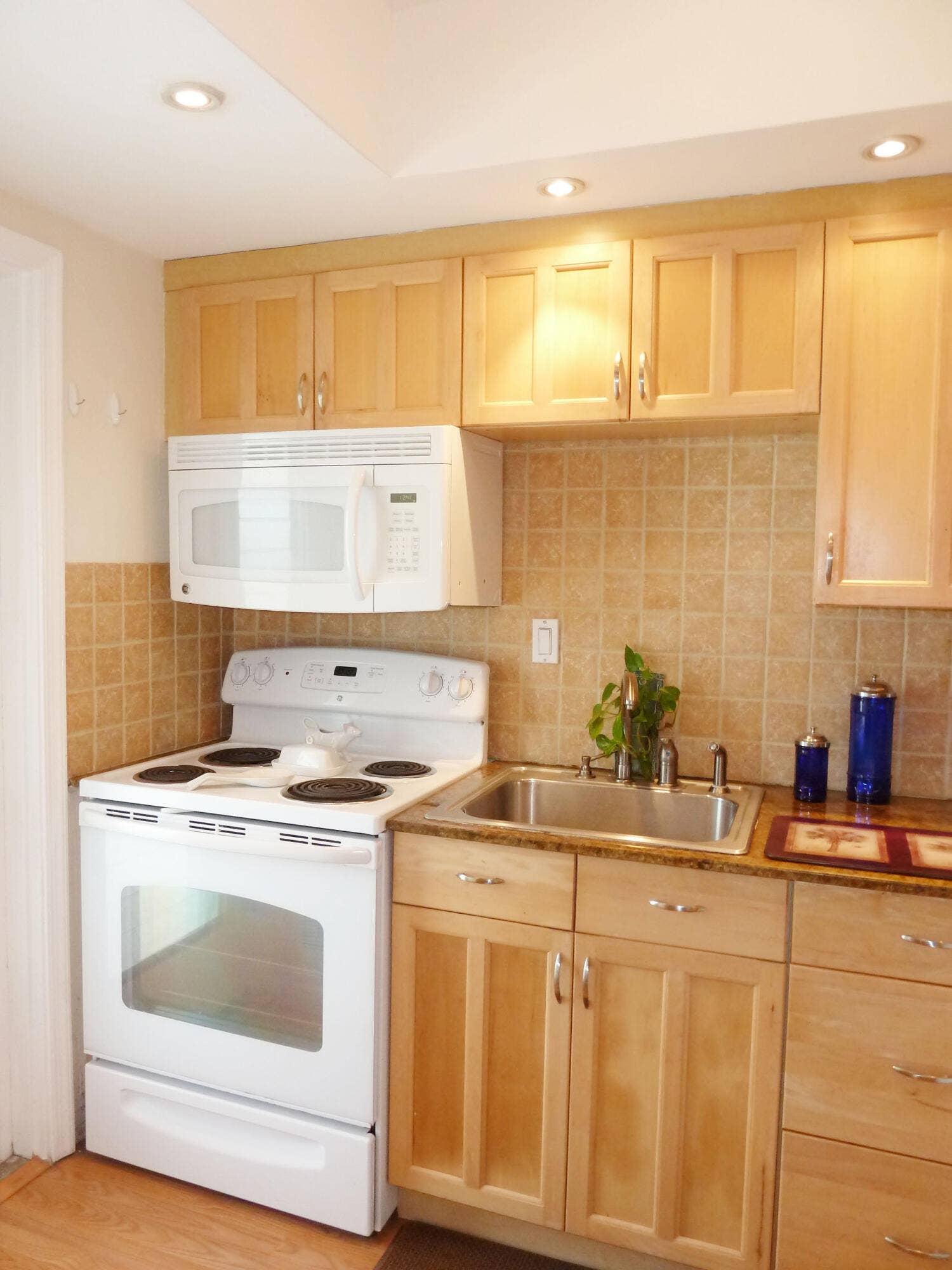 1510 SE 15TH Street, #304, Fort Lauderdale, Fort Lauderdale, FL 33316 New Stainless Appliances. Photos soon~