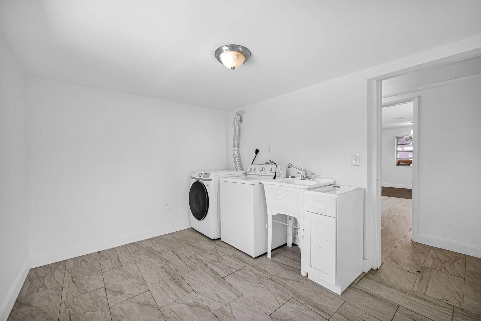 4723 NW 4TH Street, Plantation, FL 33317 44-web-or-mls-DSC_2530
