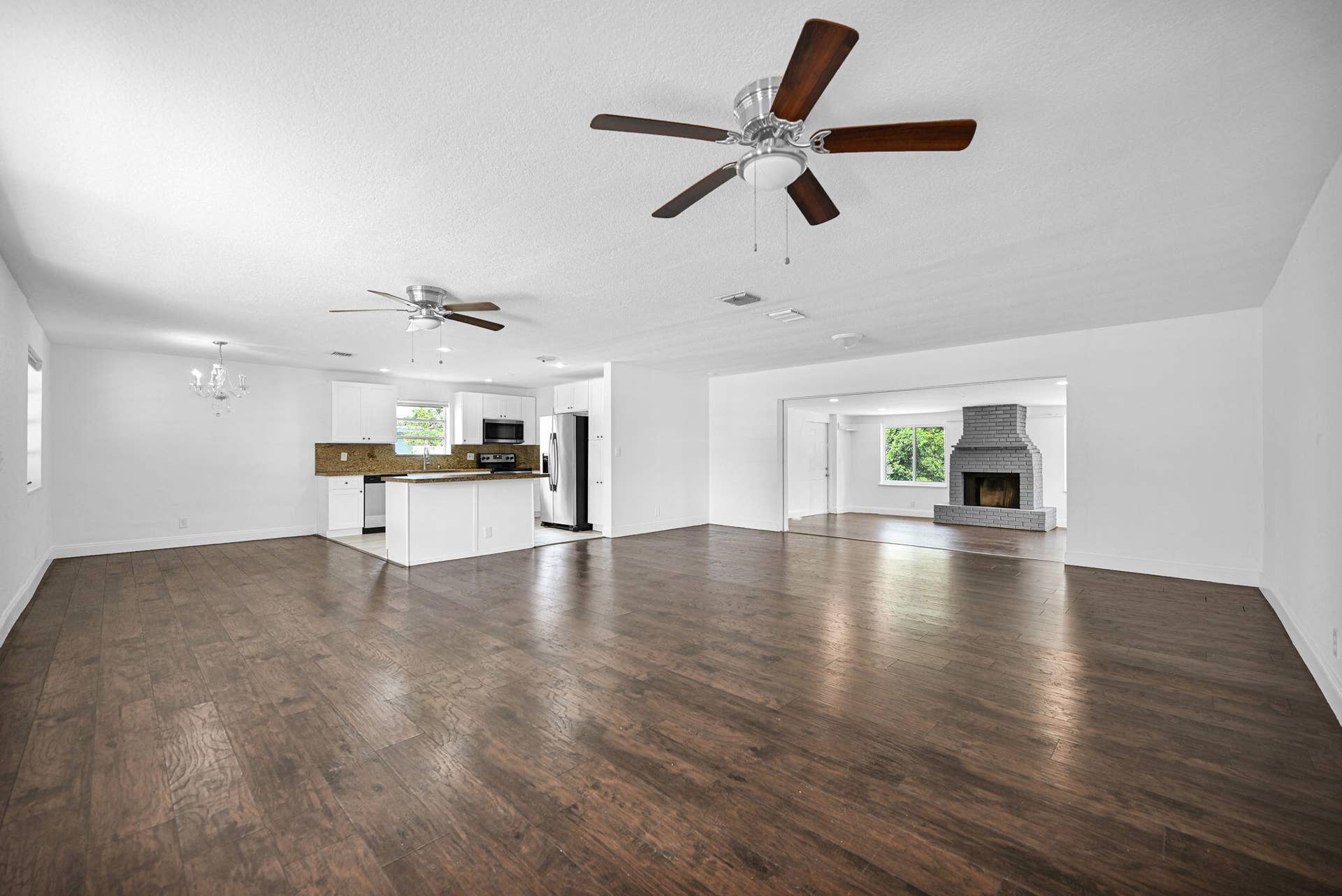 4723 NW 4TH Street, Plantation, FL 33317 Front Door View