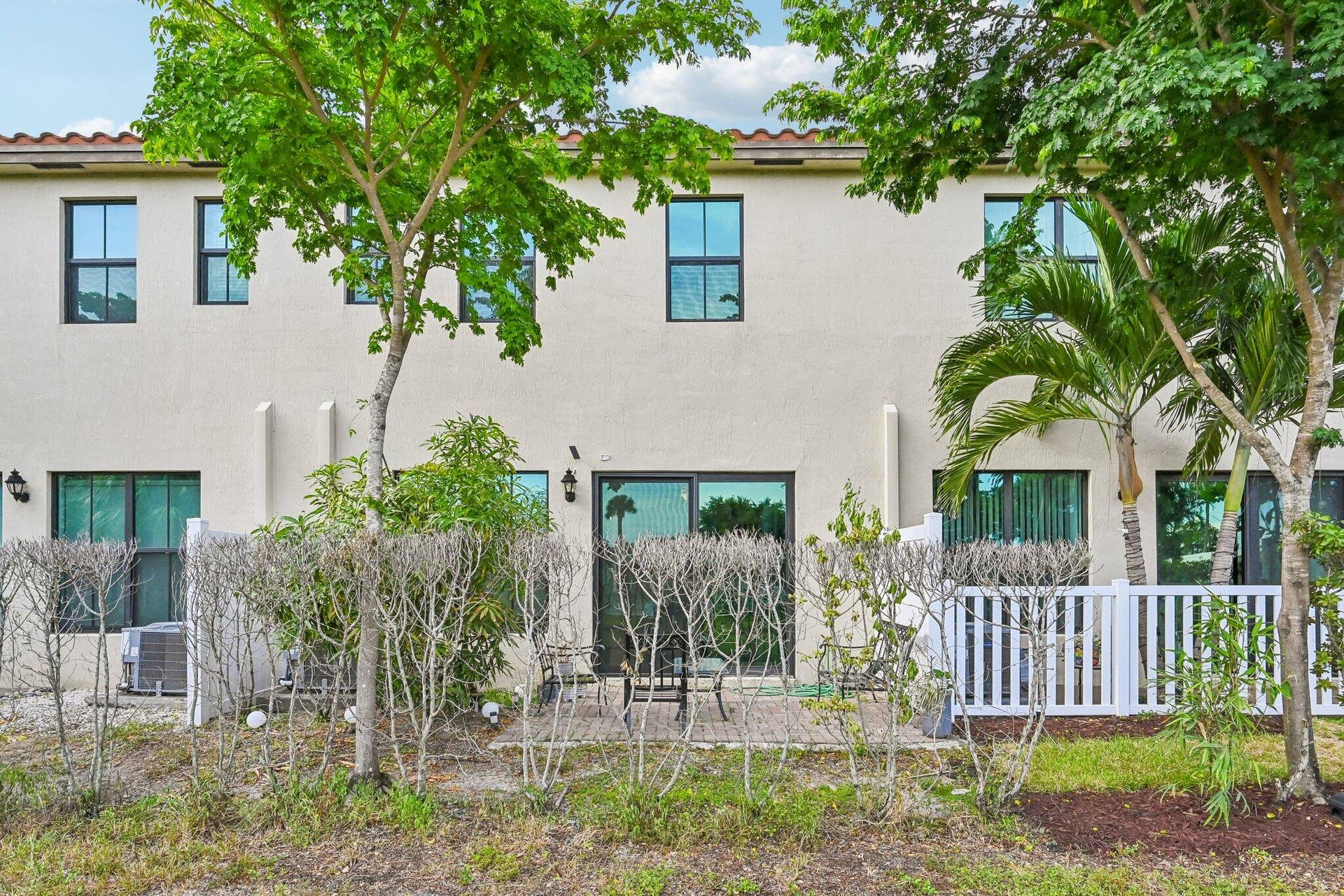 30-web-or-mls-Oysterwood Ln-S2608-030