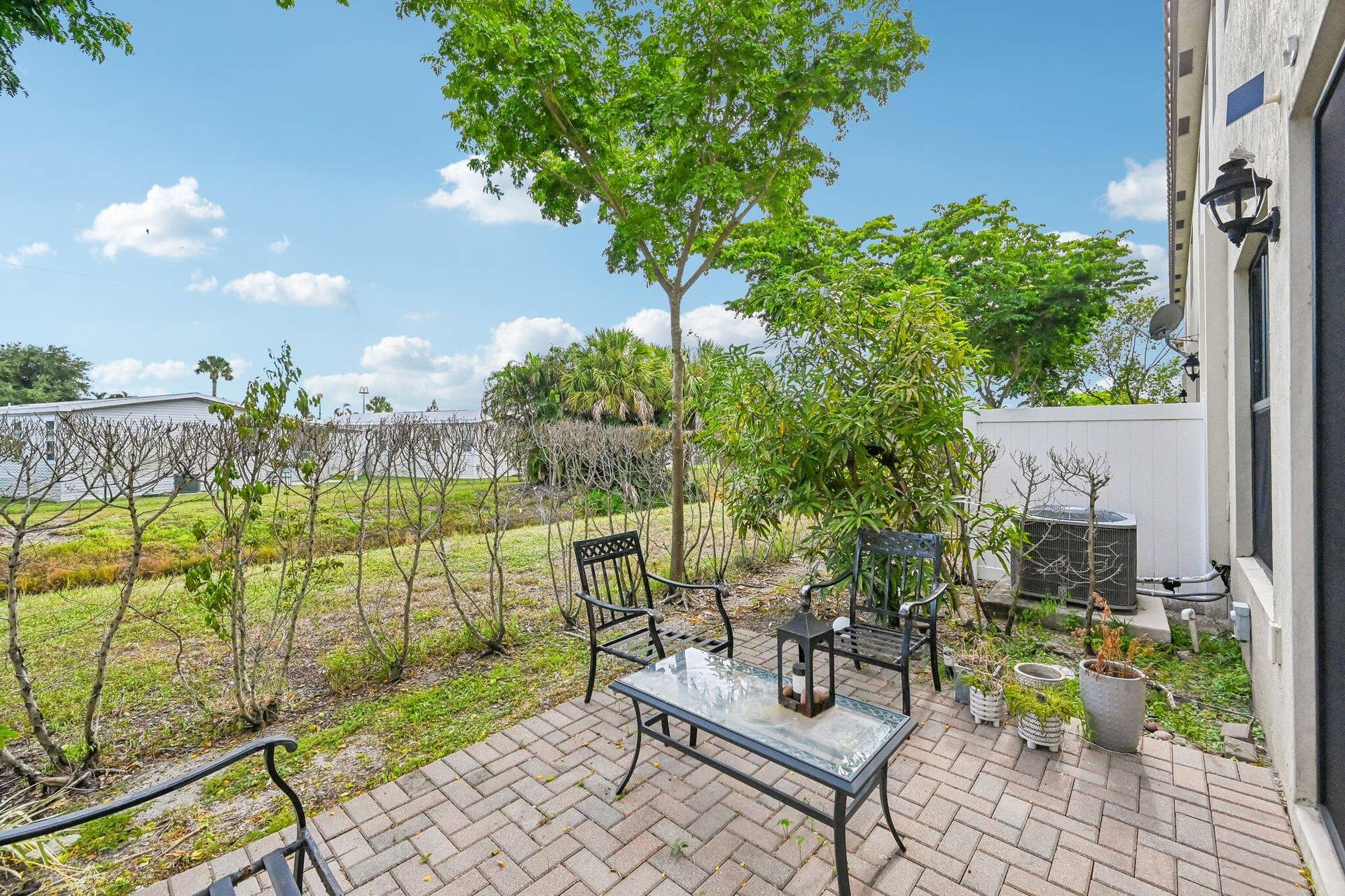 28-web-or-mls-Oysterwood Ln-S2608-028