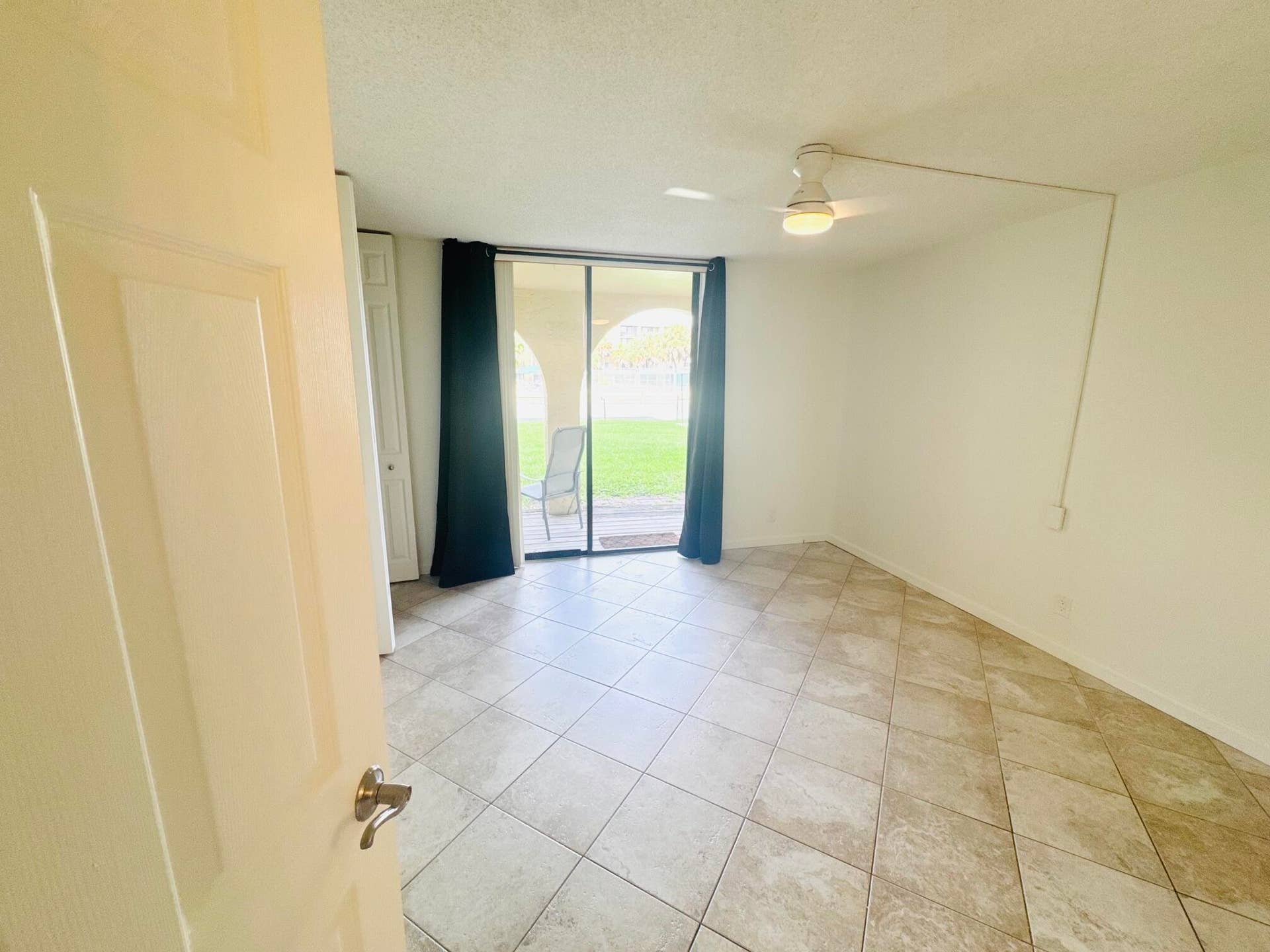 2820 TENNIS CLUB Drive, #206, West Palm Beach, FL 33417 80909880205__36D5936A-08B5-46C8-9E6C-35C