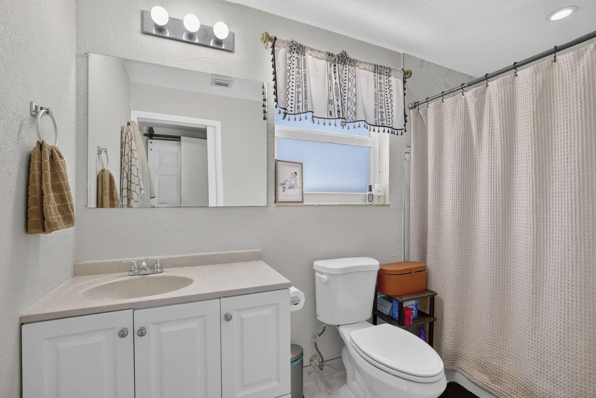 1633 NE 51st Court, Pompano Beach, FL 33064 20-web-or-mls-8I8A9829