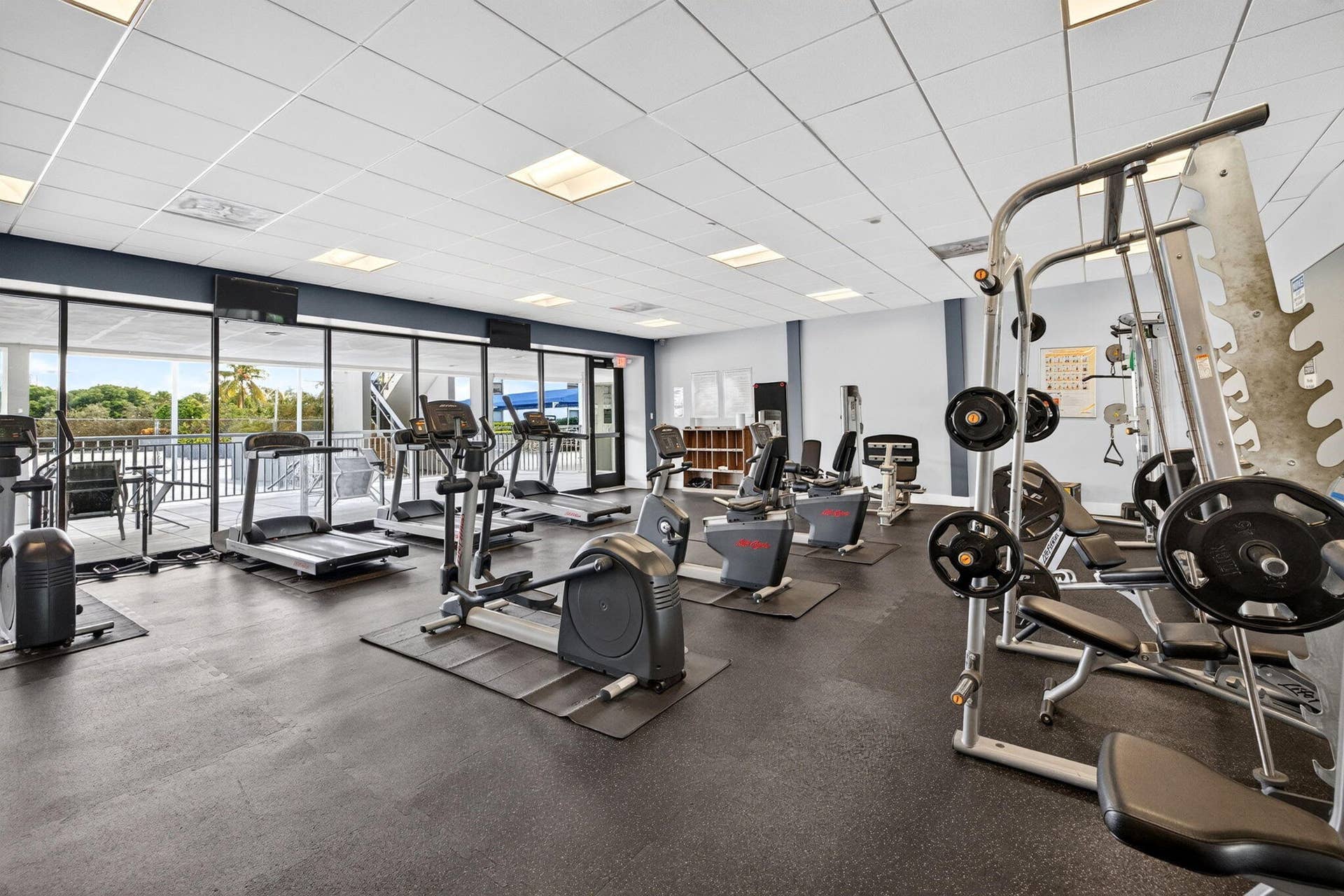 3675 N COUNTRY CLUB Drive, #1909, Aventura, FL 33180 68-web-or-mls-b699A0374