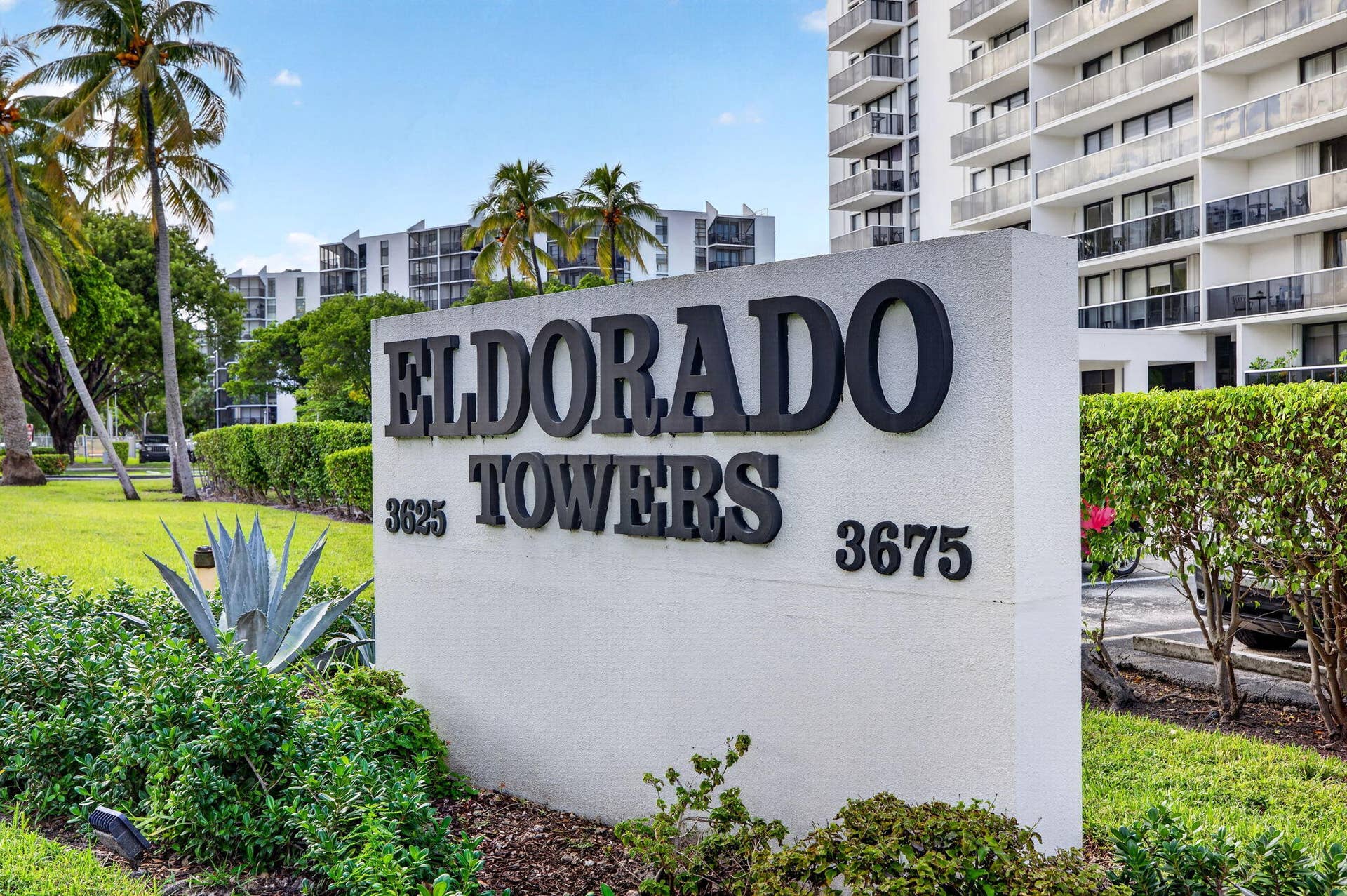 3675 N COUNTRY CLUB Drive, #1909, Aventura, FL 33180 73-web-or-mls-b699A0408
