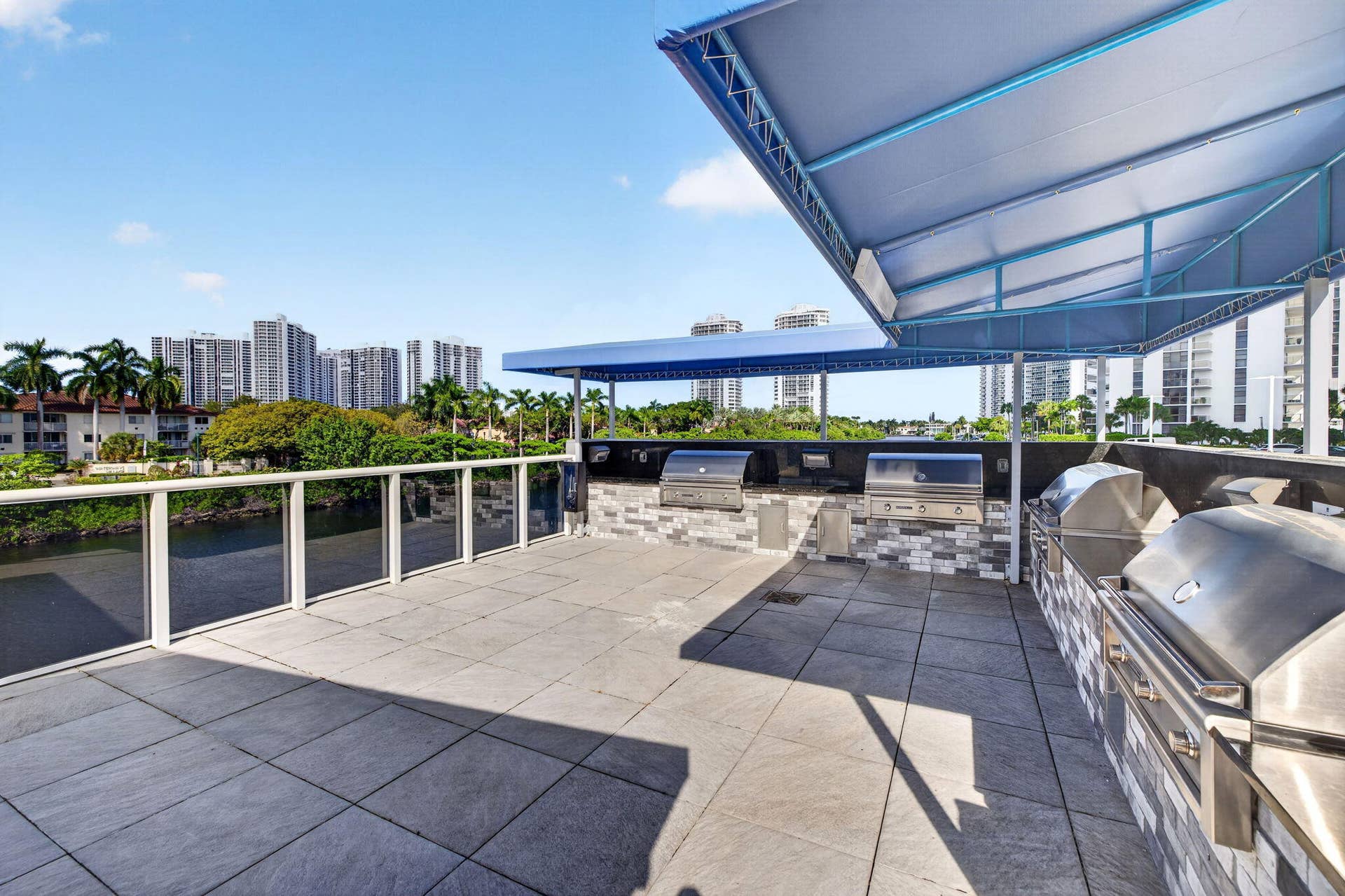 3675 N COUNTRY CLUB Drive, #1909, Aventura, FL 33180 65-web-or-mls-b699A0360