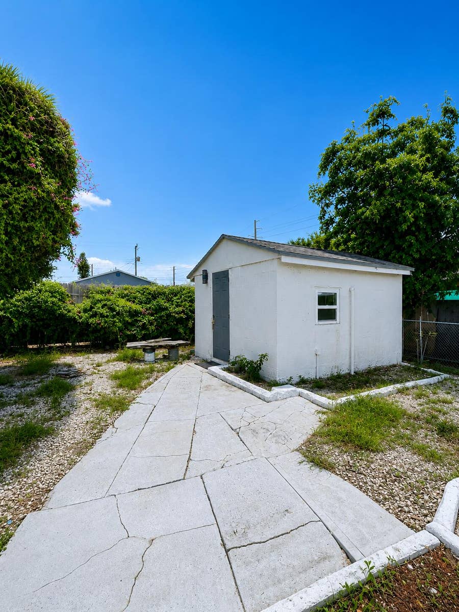 Property photo for 173 W 16TH Street, Riviera Beach, FL