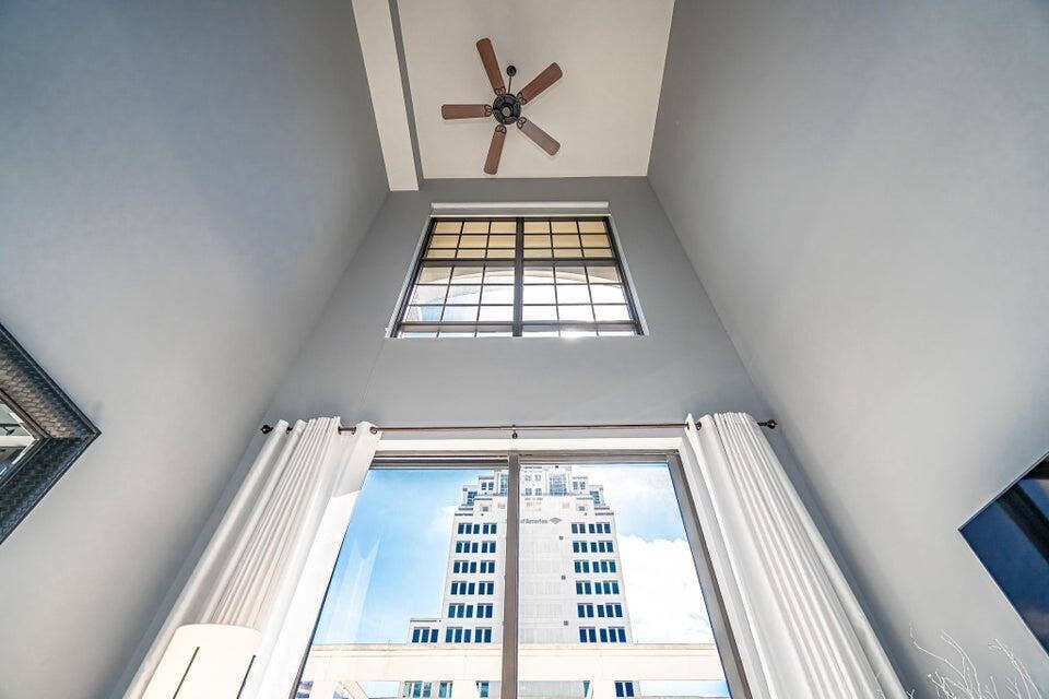 801 S Olive Avenue, #418, West Palm Beach, FL 33401 26 ft ceilings