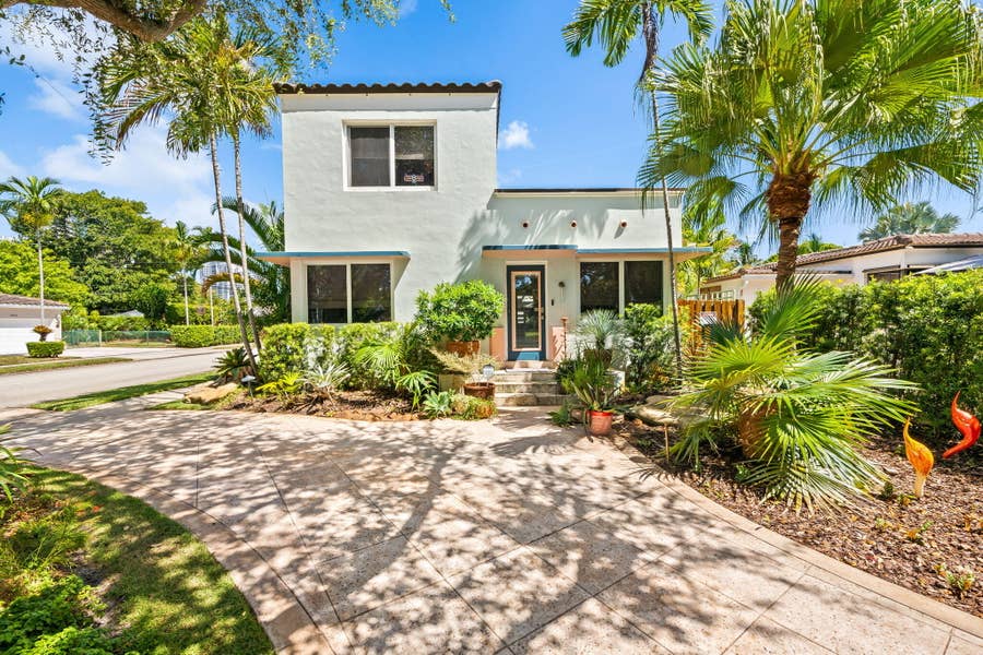 Property photo for 1555 MONROE Street, Hollywood, FL