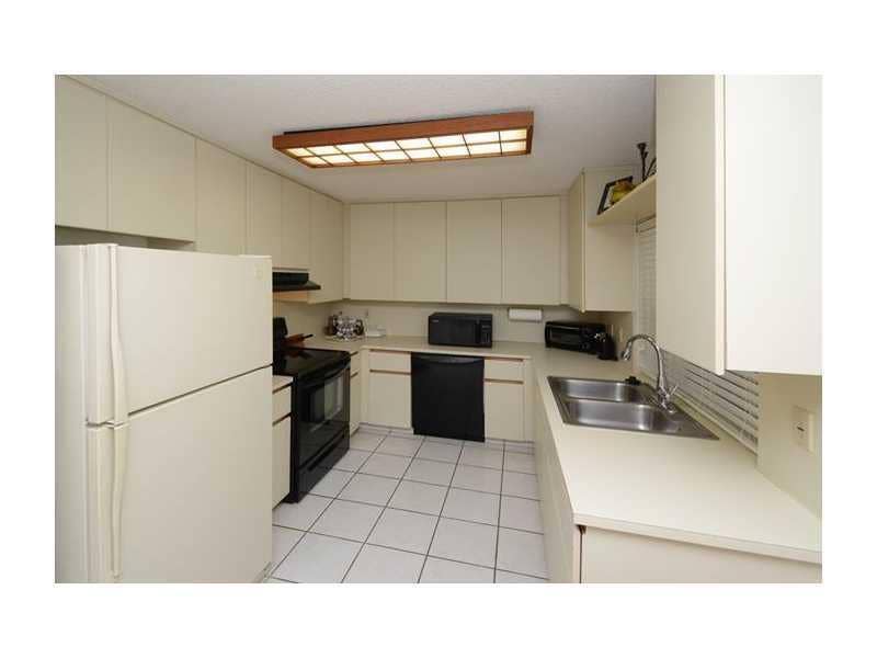 1371 COTTONWOOD Circle, Weston, FL 33326 GetMedia (7)