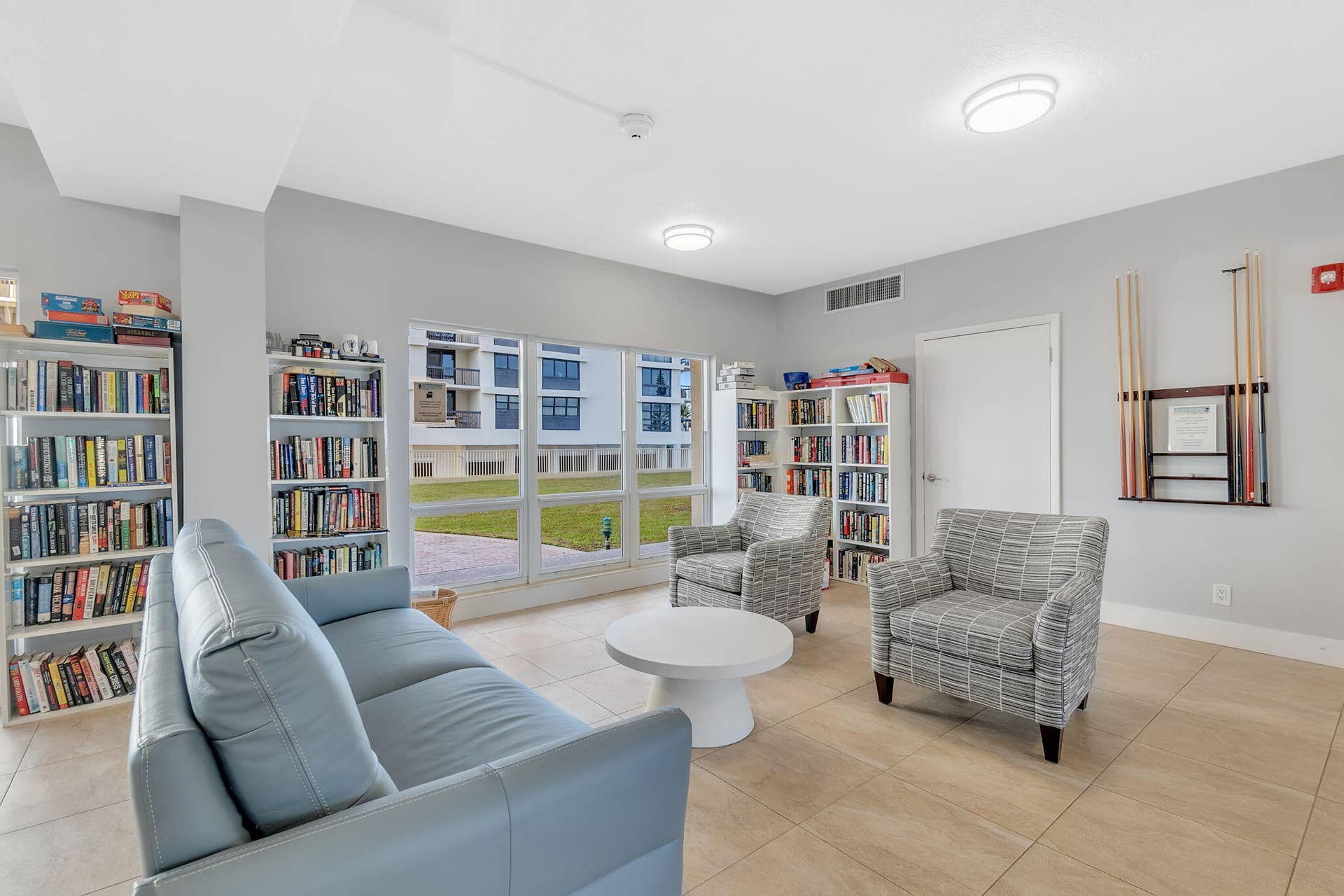 750 N OCEAN Boulevard, #1502, Pompano Beach, FL 33062 2nd floor 1