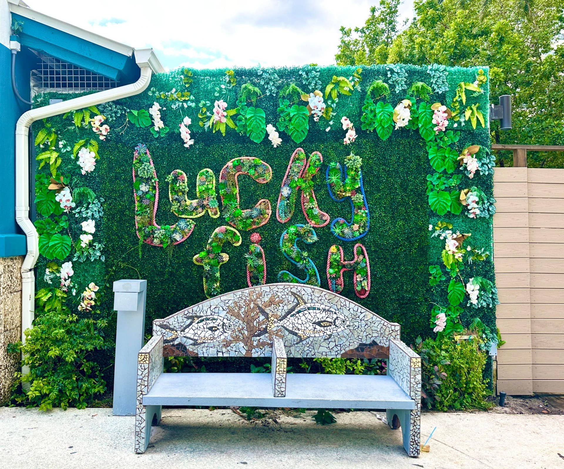 750 N OCEAN Boulevard, #1502, Pompano Beach, FL 33062 Lucky Fish Photo