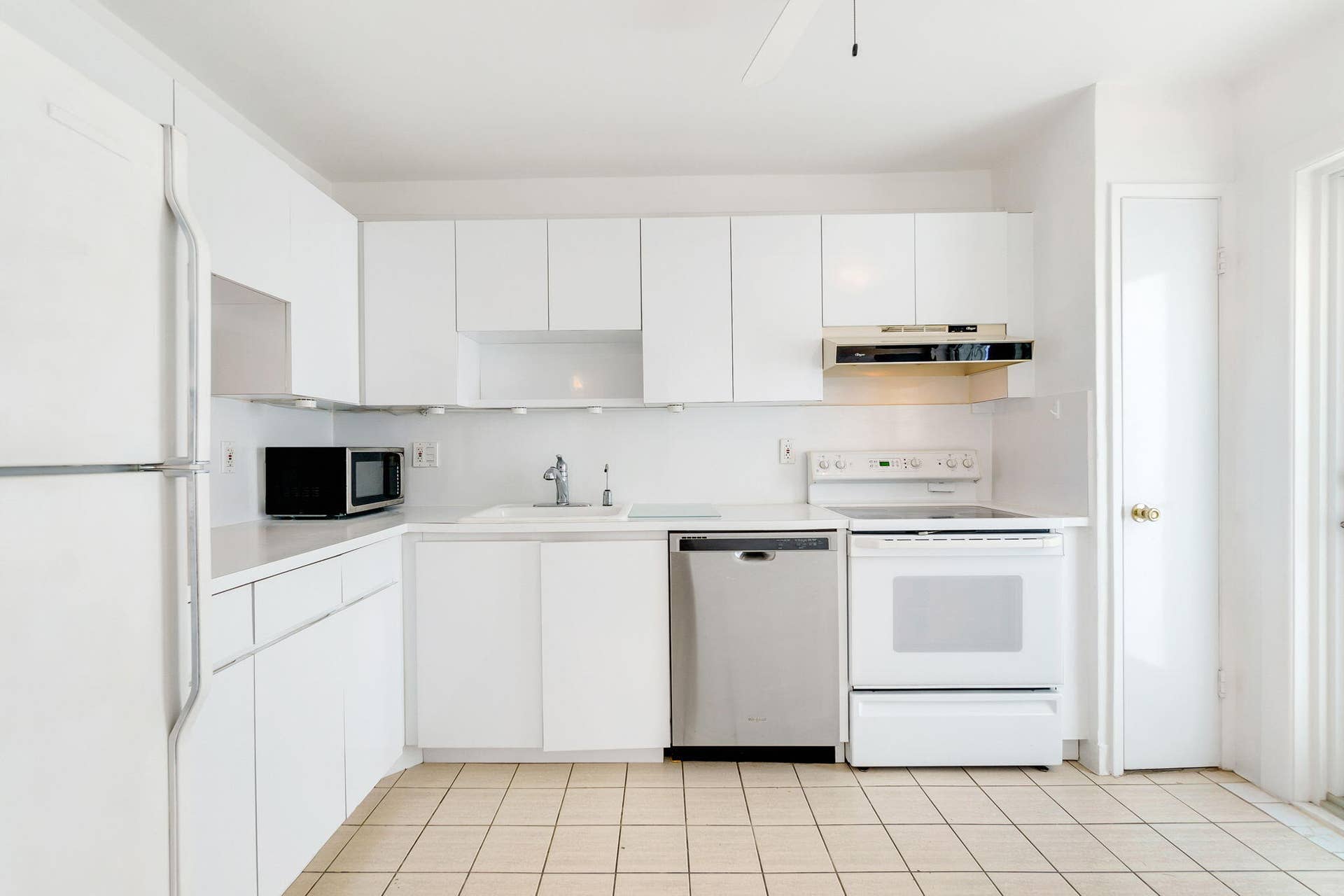 750 N OCEAN Boulevard, #1502, Pompano Beach, FL 33062 7-web-or-mls-DSC08214dsc08214