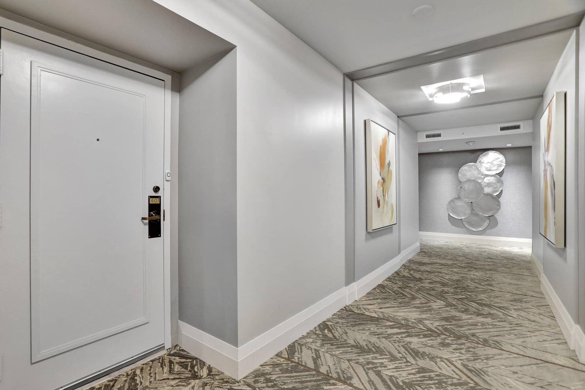 50-web-or-mls-001L3681